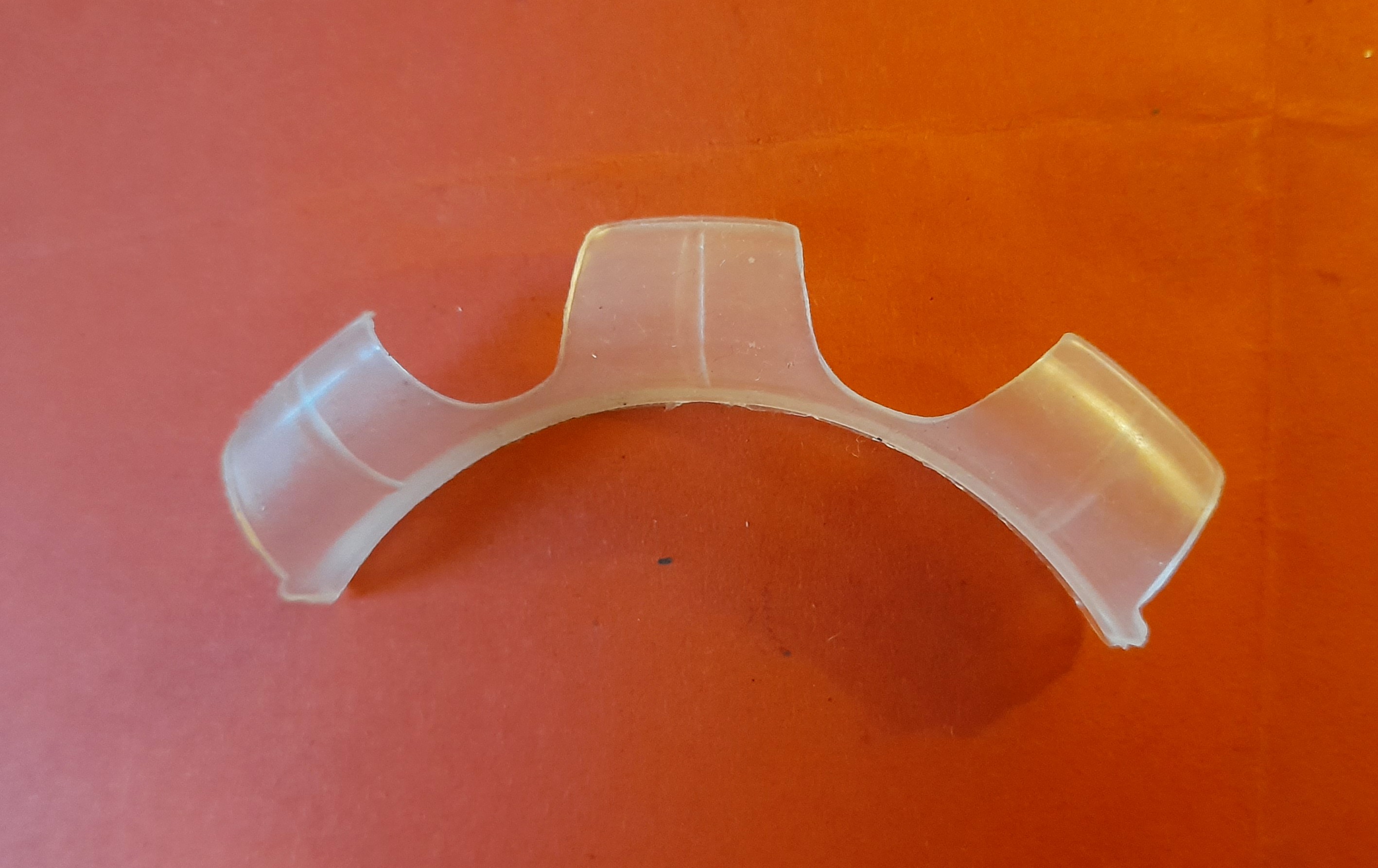 Klemmstück Gummi Kofferraumklappe Trabant 601