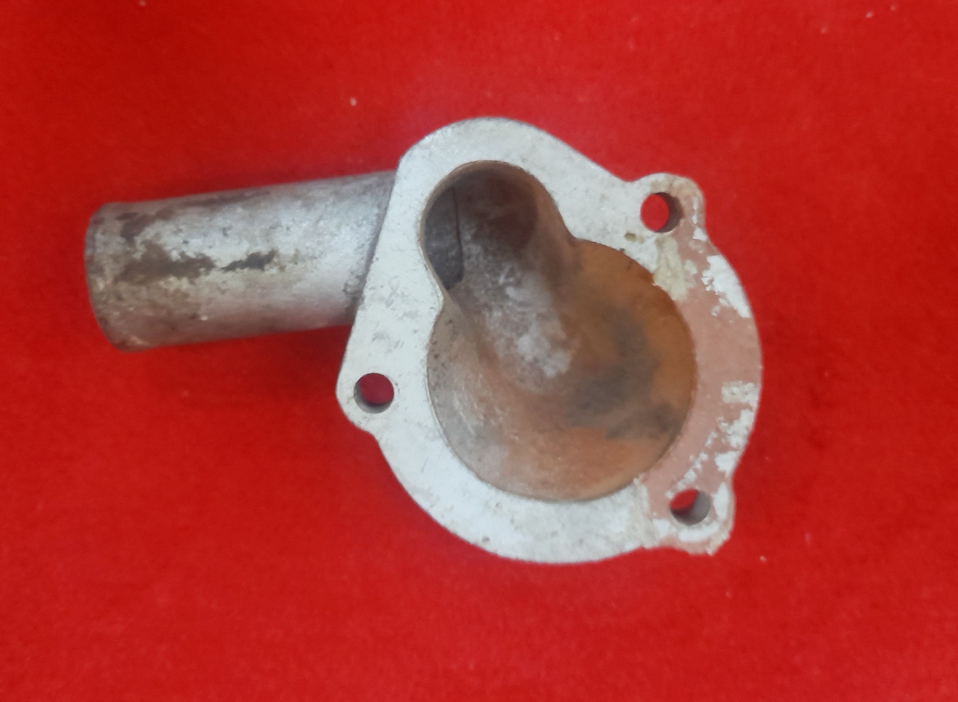 Druckstutzen Oberteil Thermostatgehäuse Wartburg 353  Barkas B1000