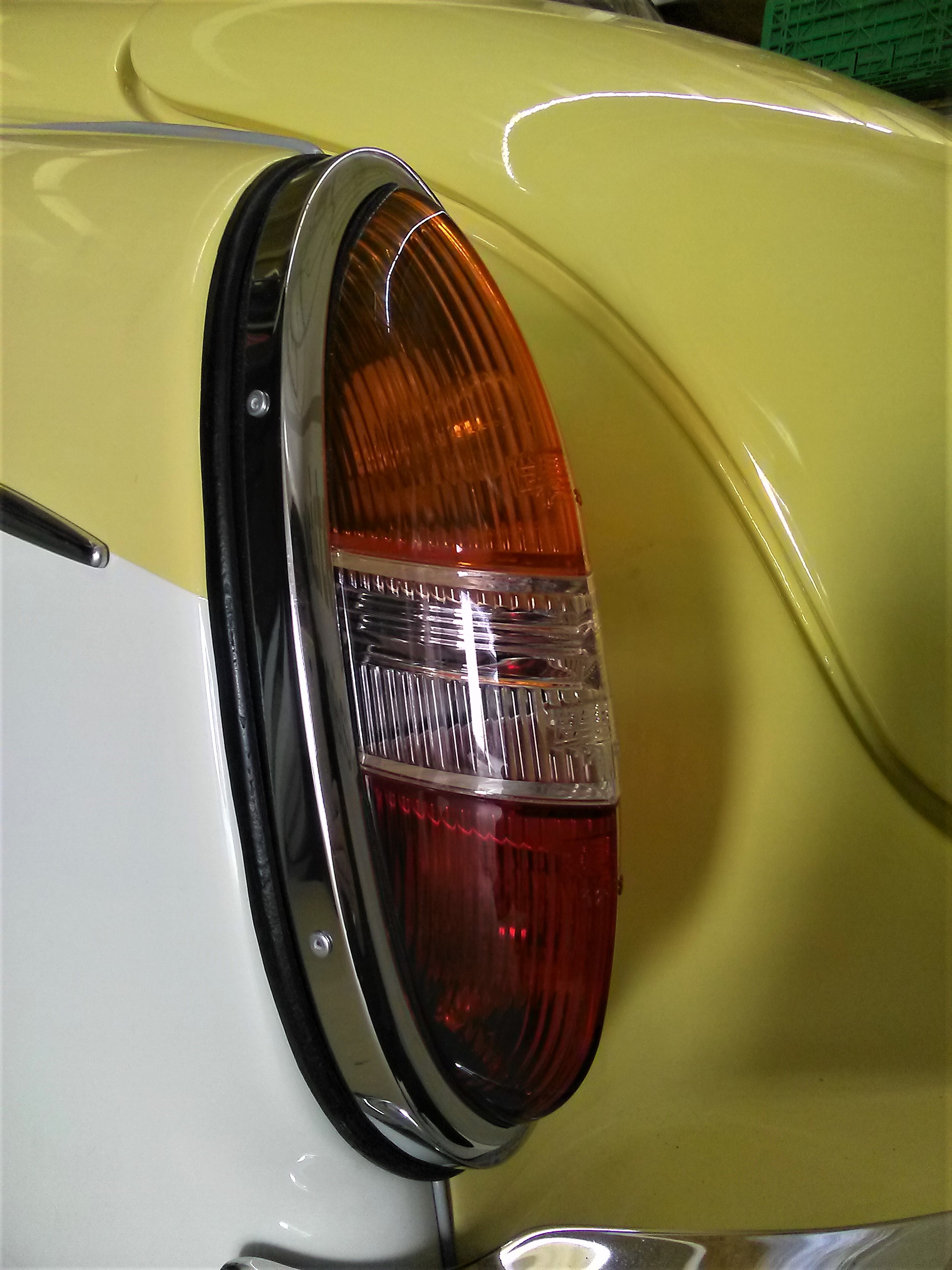 Rückleuchten , Schiffchen Wartburg 311 312 313 Barkas B 1000