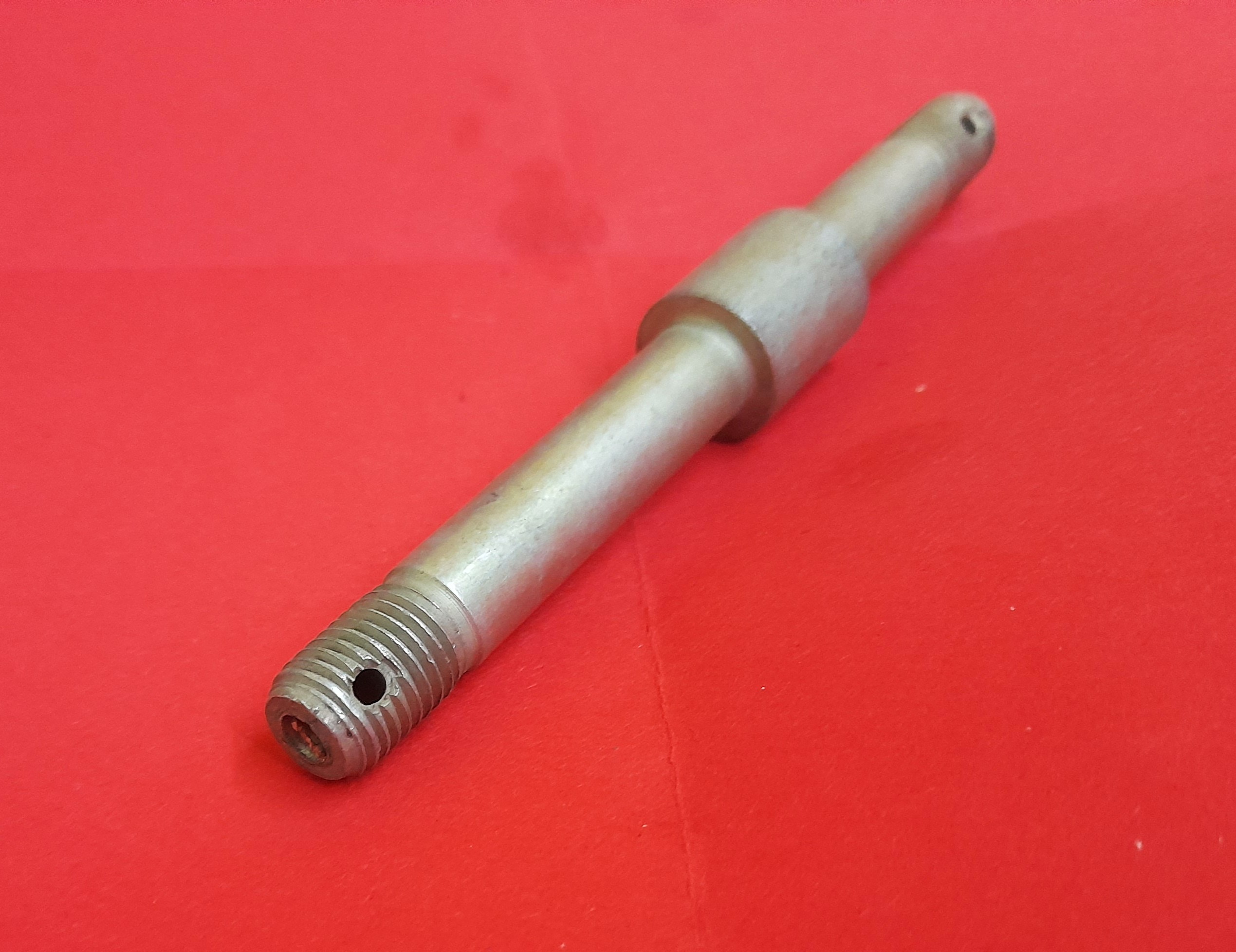 Bolzen Stoßdämpfer / Querlenker Lenkerarmverbindung Vordererachse Wartburg 311 313