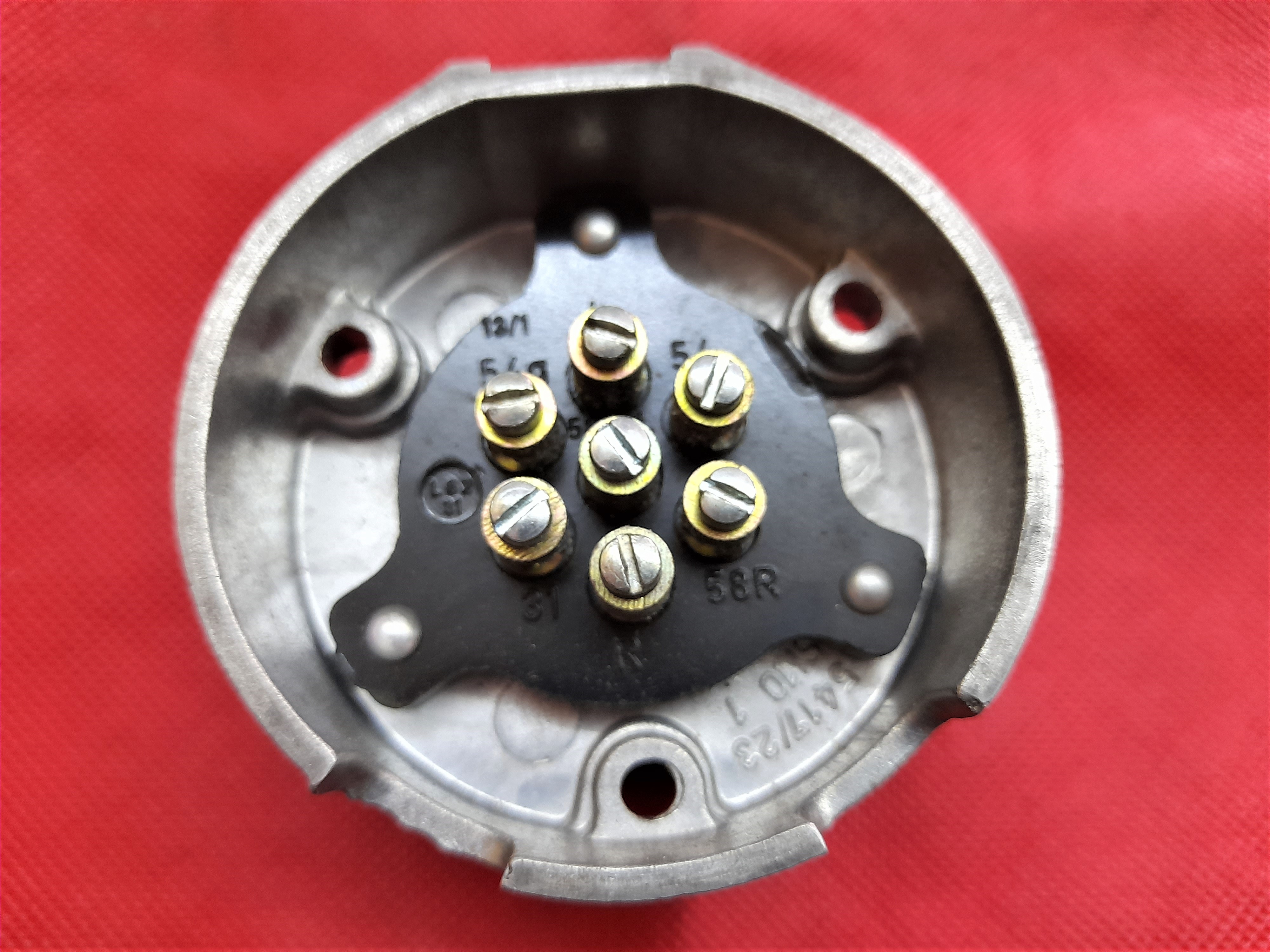 Anhänger Steckdose 7 polig Wartburg IFA Trabant Barkas