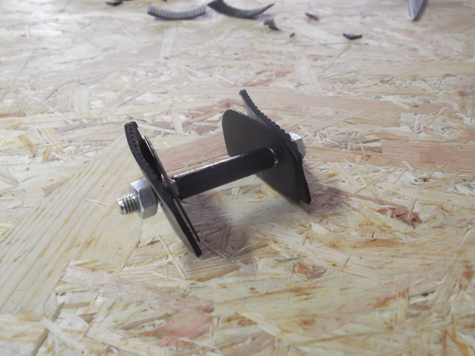 Scheuerblech-Satz für Feder Blattfeder Hinterachse Wartburg 311 313  IFA F9