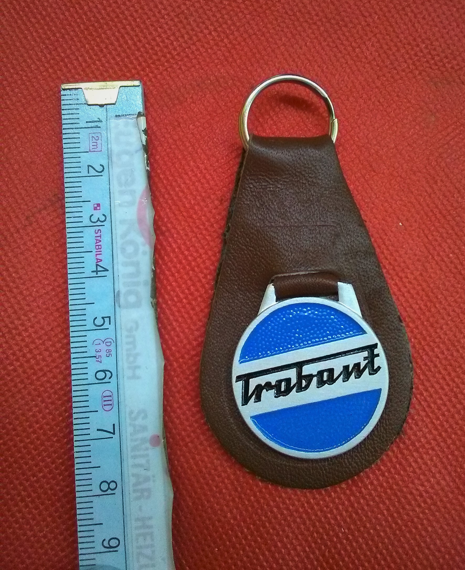 Schlüsselanhänger Trabant