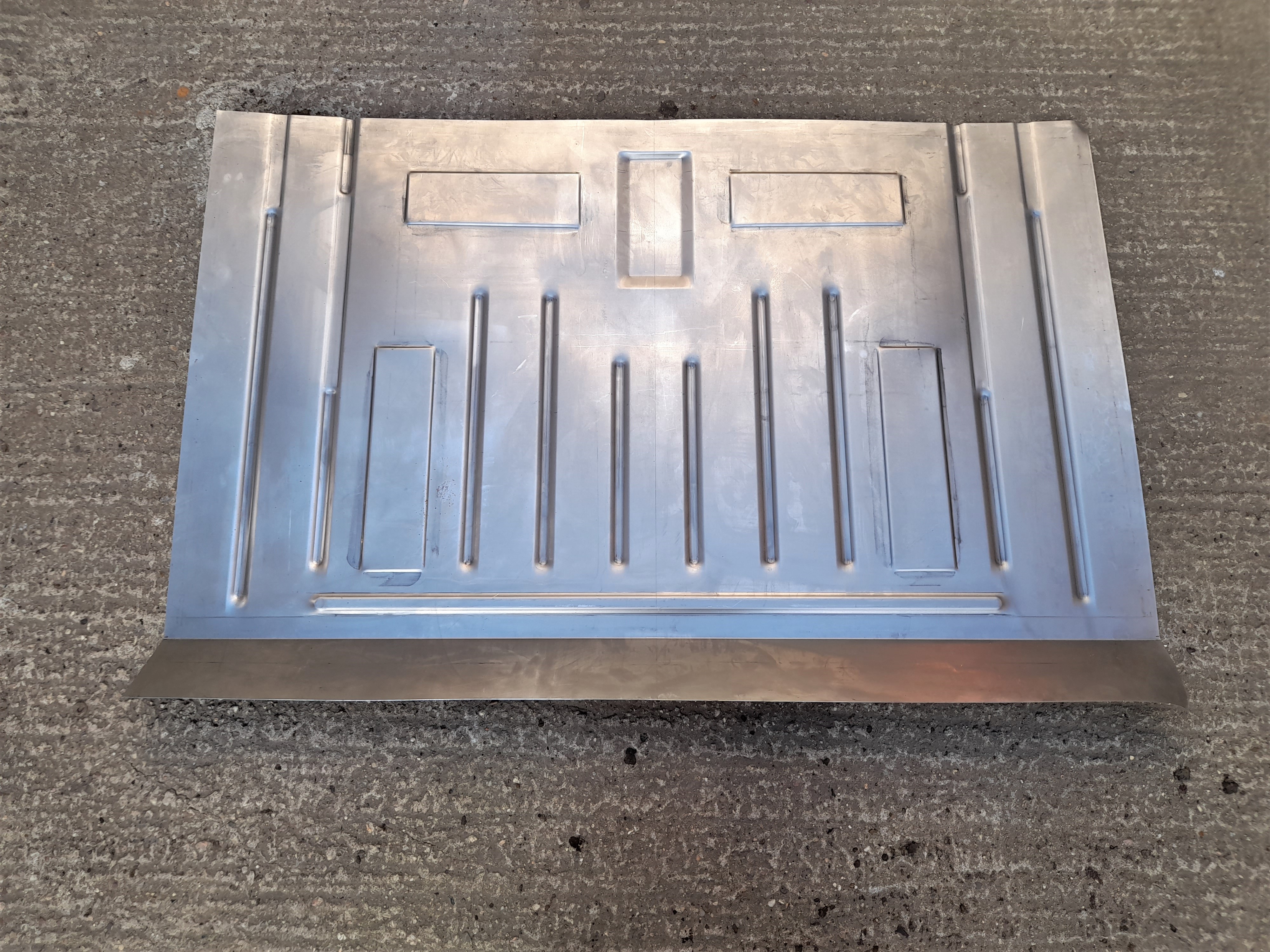 Bodenblech vorne  Wartburg 311 312