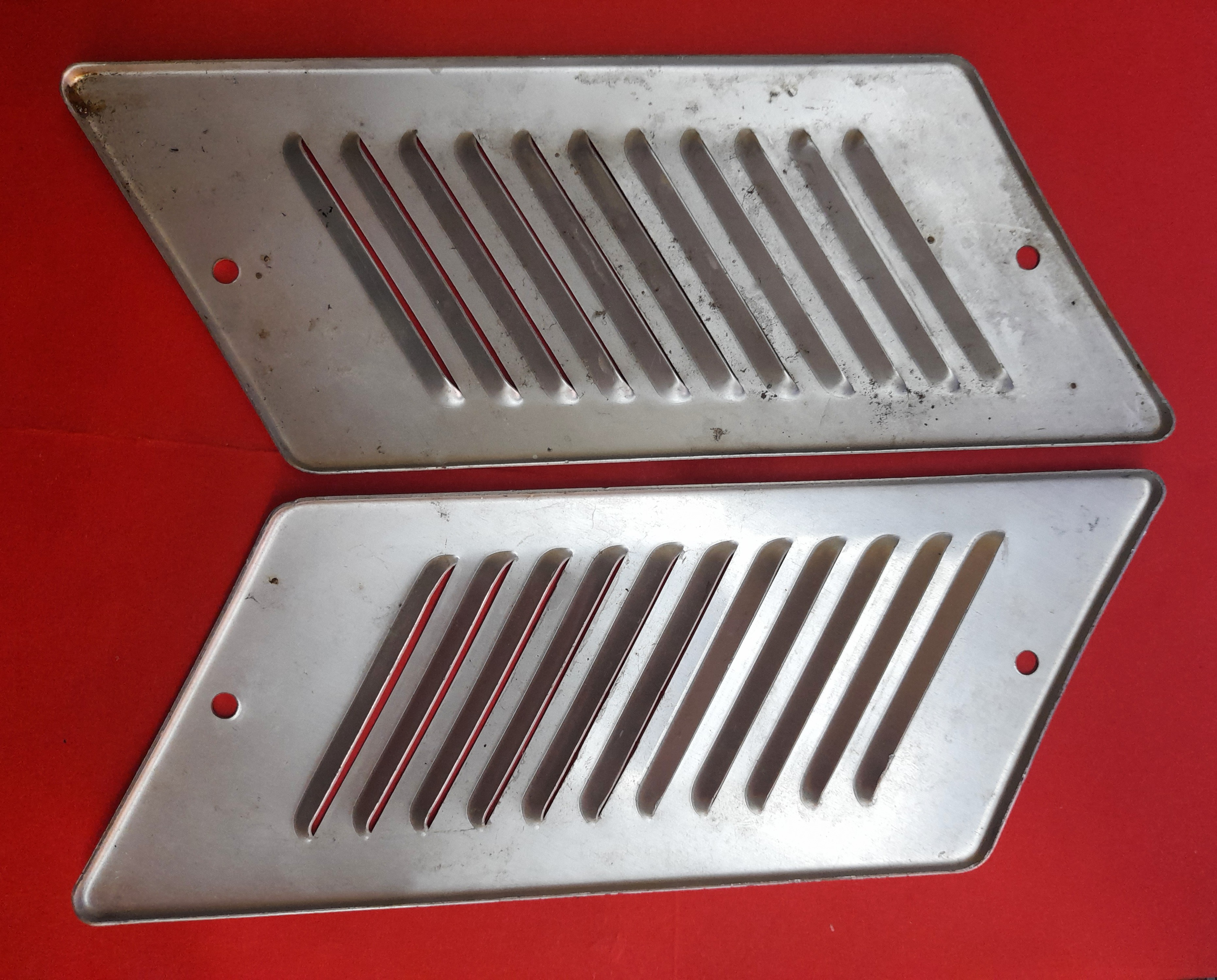 Lüftungsblende Entlüftungsblende Entlüftungsgitter Trabant 601