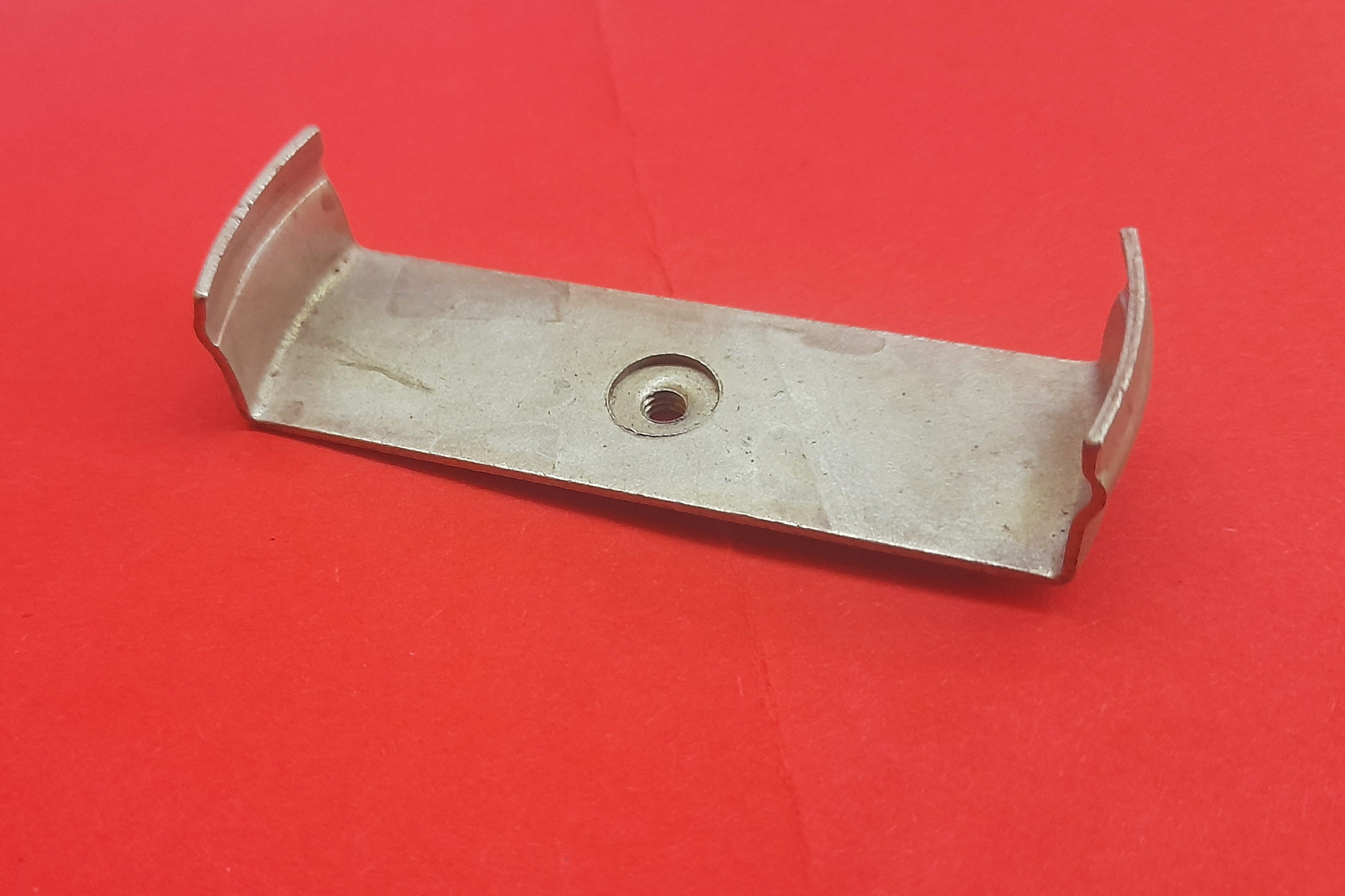 Halterung Haltespange Spange Lenkrademblem Lenkradabdeckung Wartburg 311 Barkas B1000