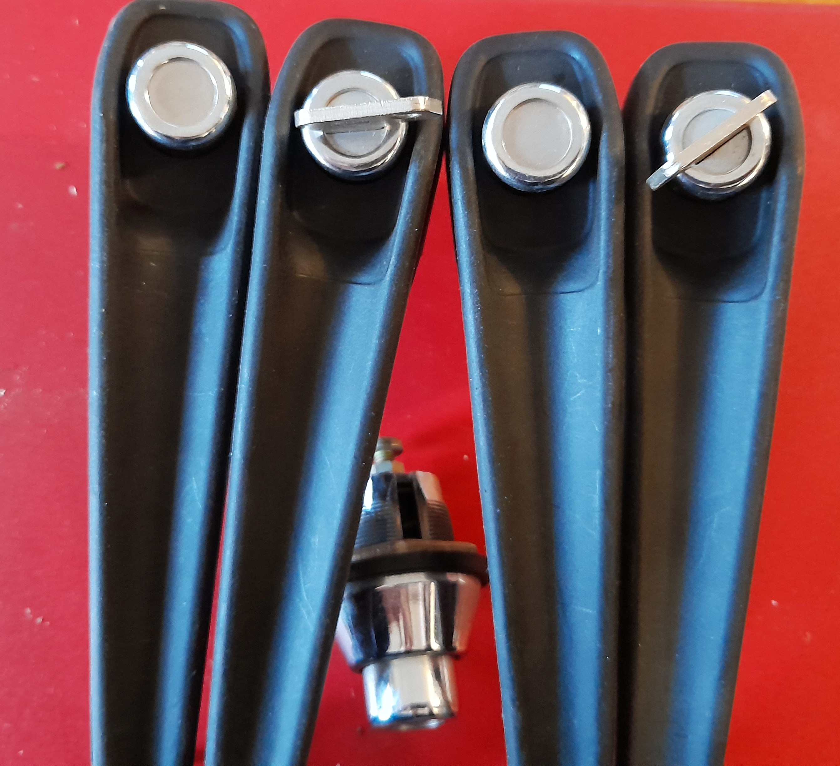 1 Satz Türgriffe Türgriff Türaußengriff gleichschließend Wartburg 353