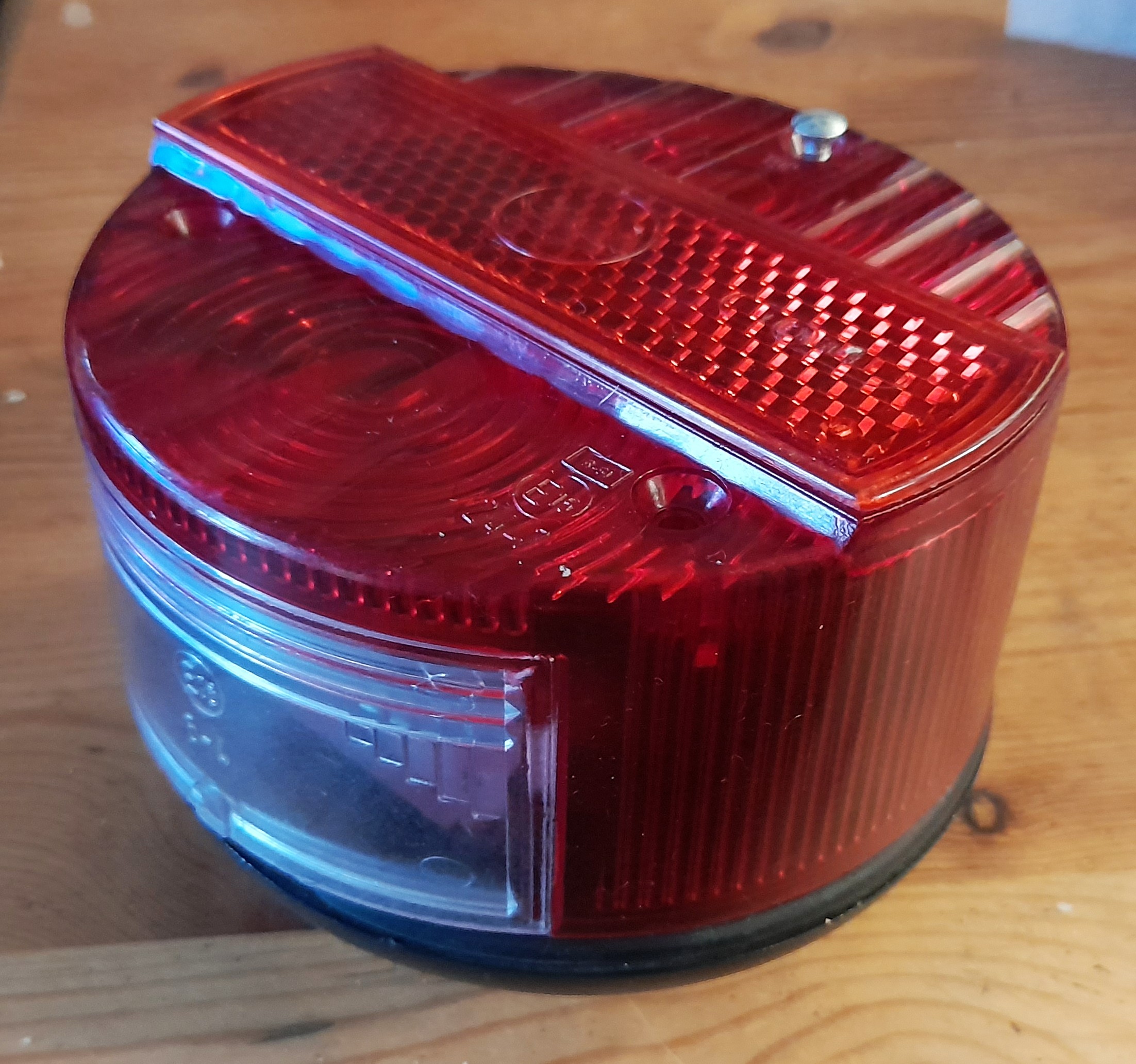 original DDR Rücklicht rund mit Kennzeichenleuchte Simson