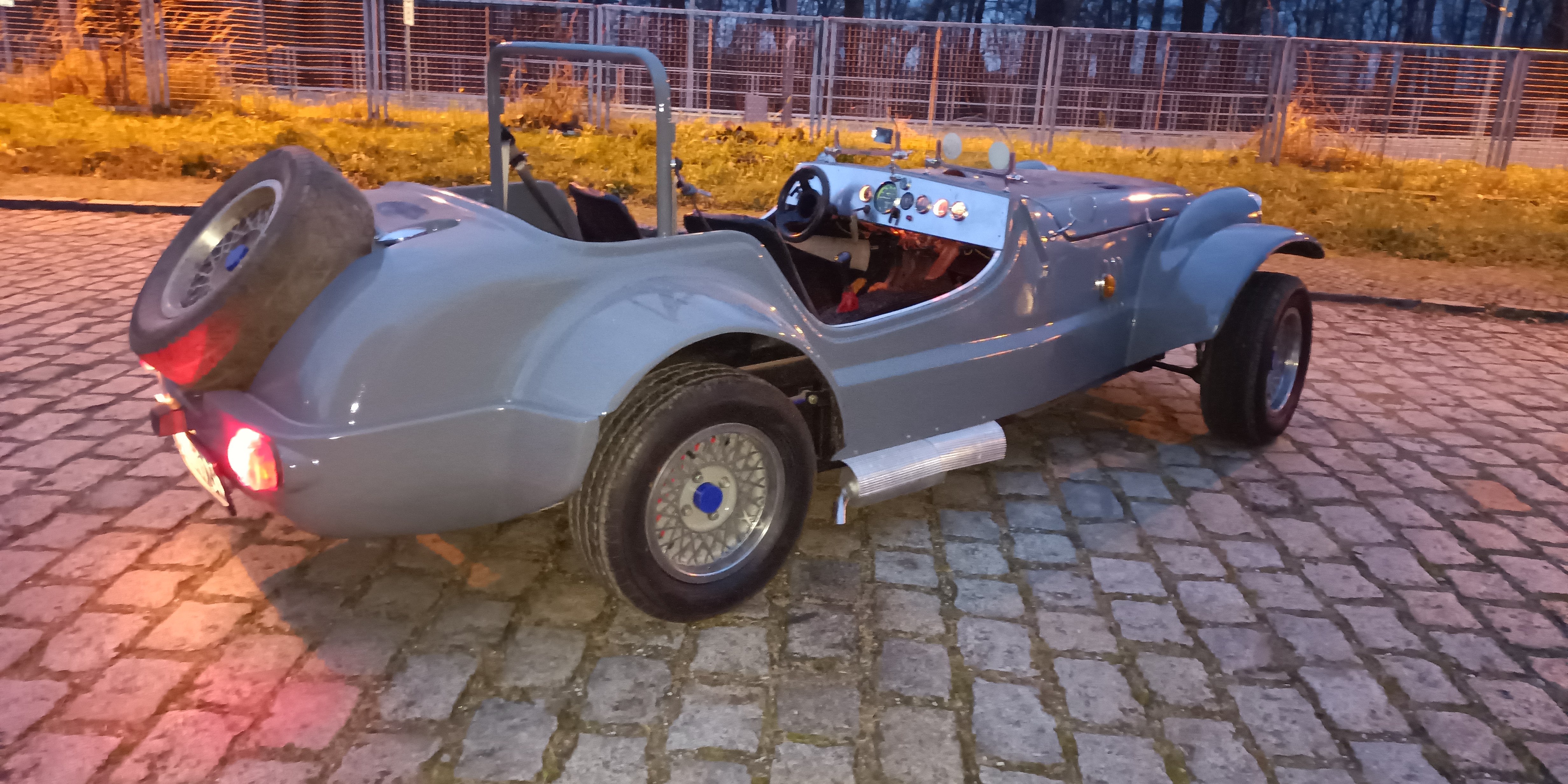Sommer Spaßauto Dutton Melos ähnlich Lotus Super Seven Kitcar