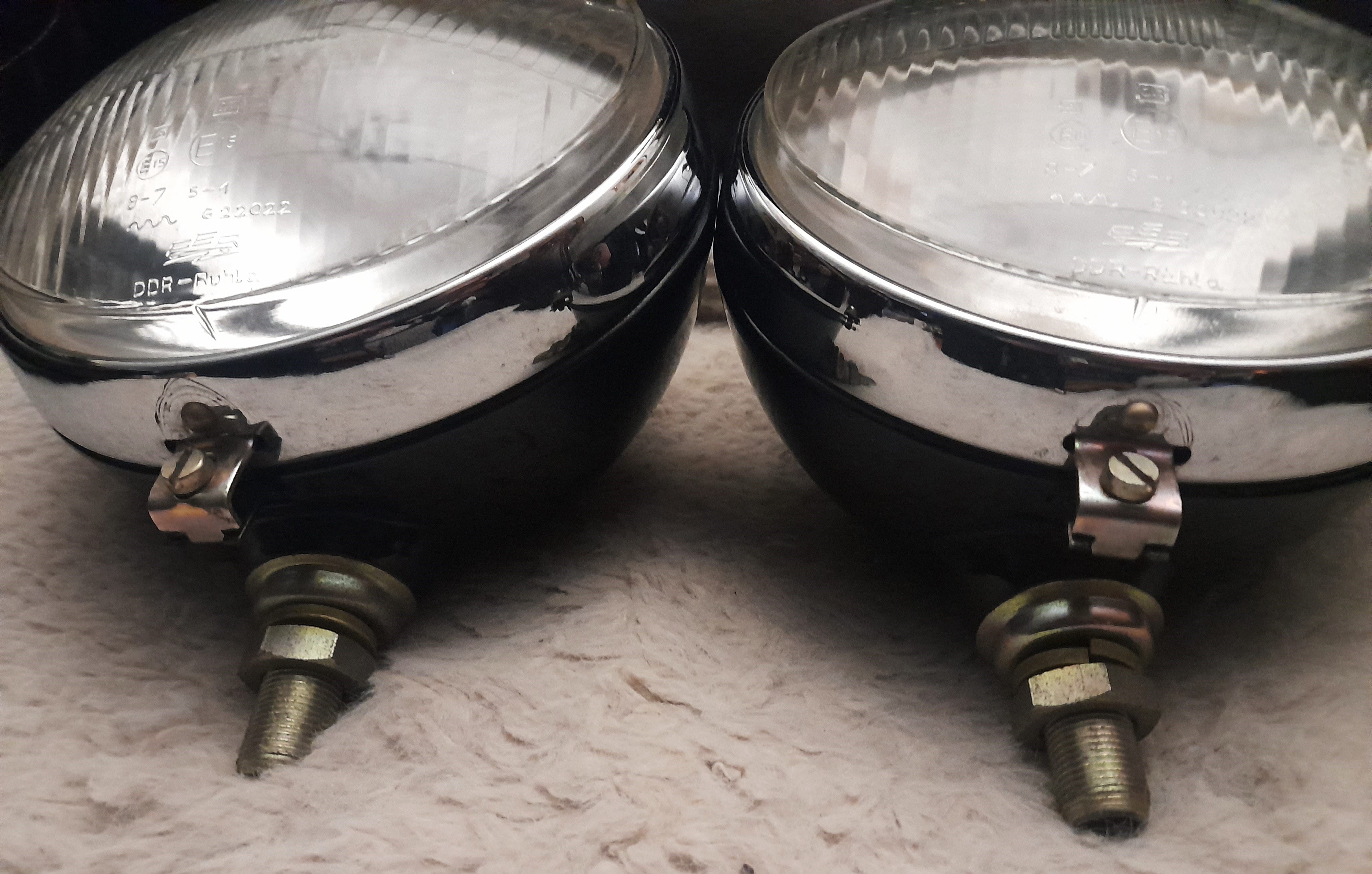 Scheinwerfer Aufbauscheinwerfer Famulus Pionier ZT 300-303 ZT 323