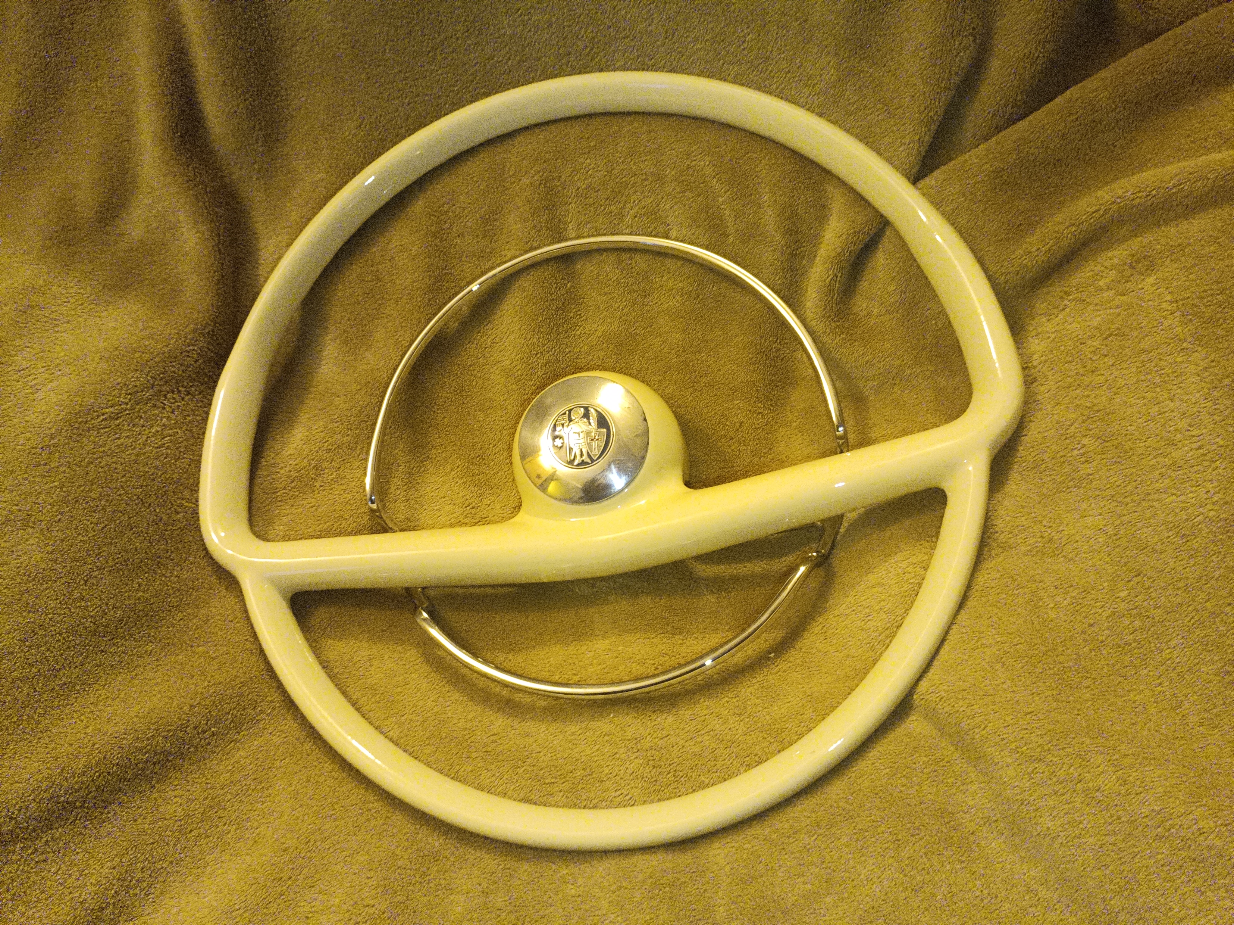 Lenkrad mit Hupenring Wartburg 313 Sport