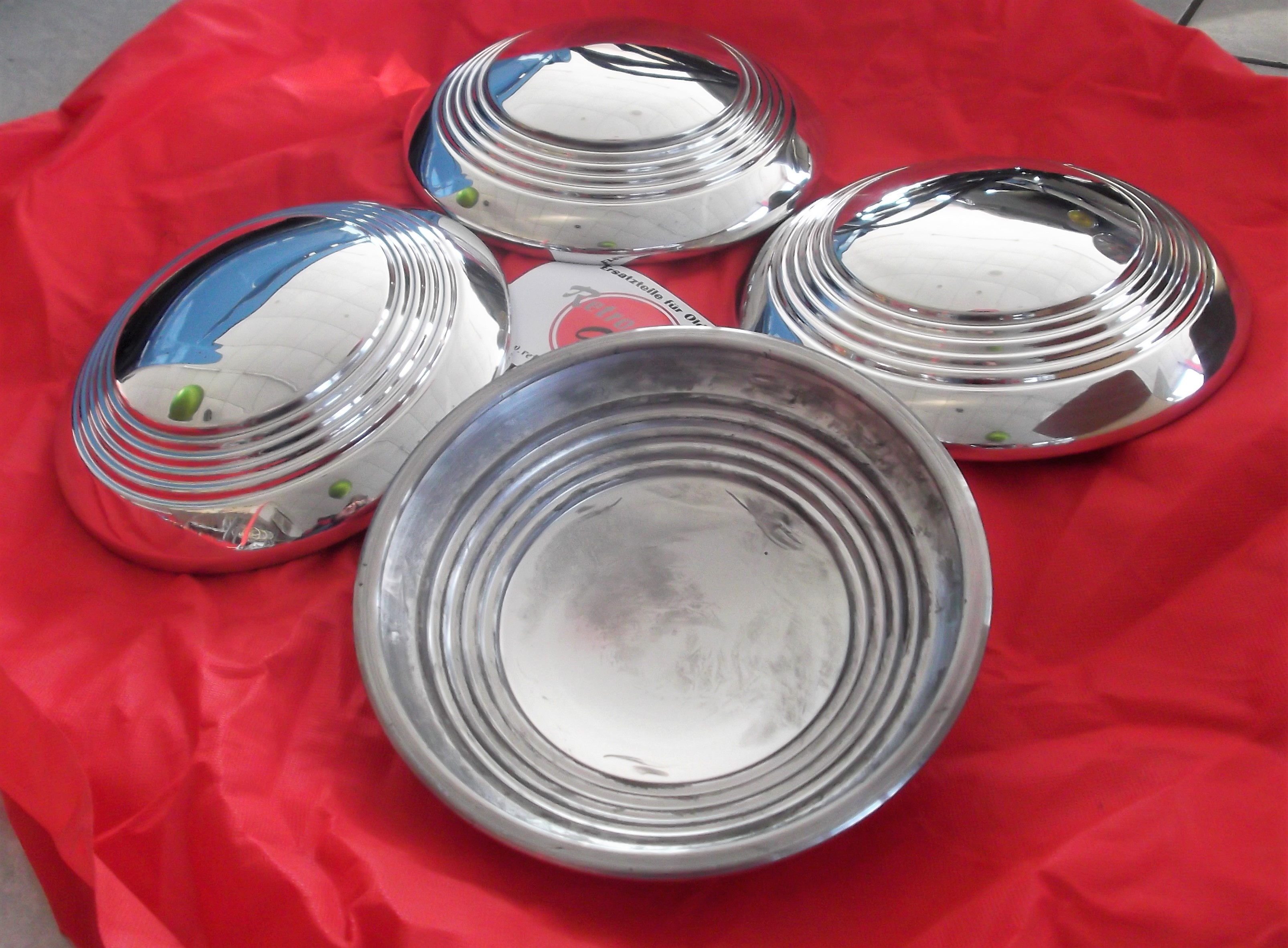 Radkappensatz , Radkappen Wartburg 311 313