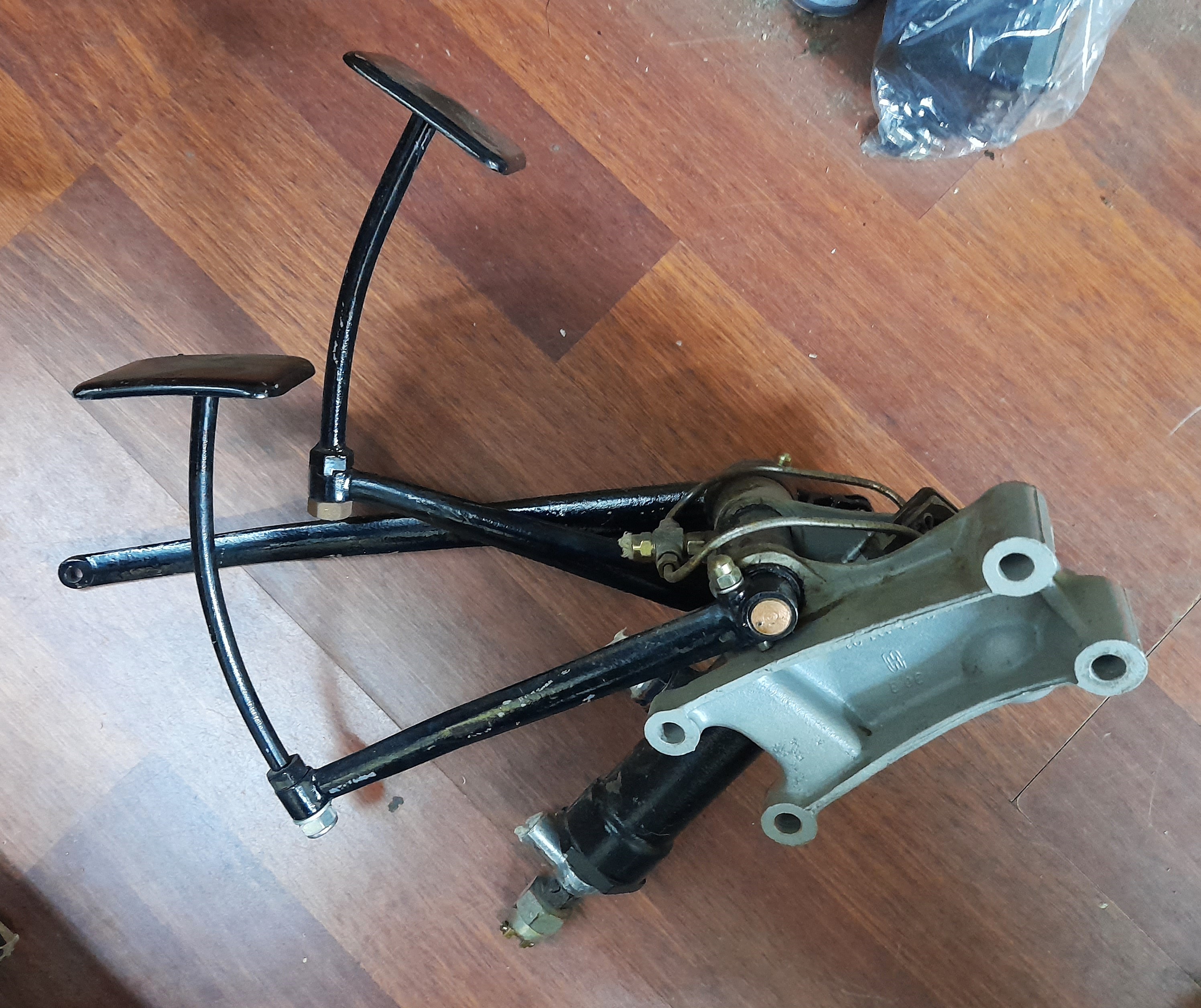 Pedalbock BMW EMW 327 340