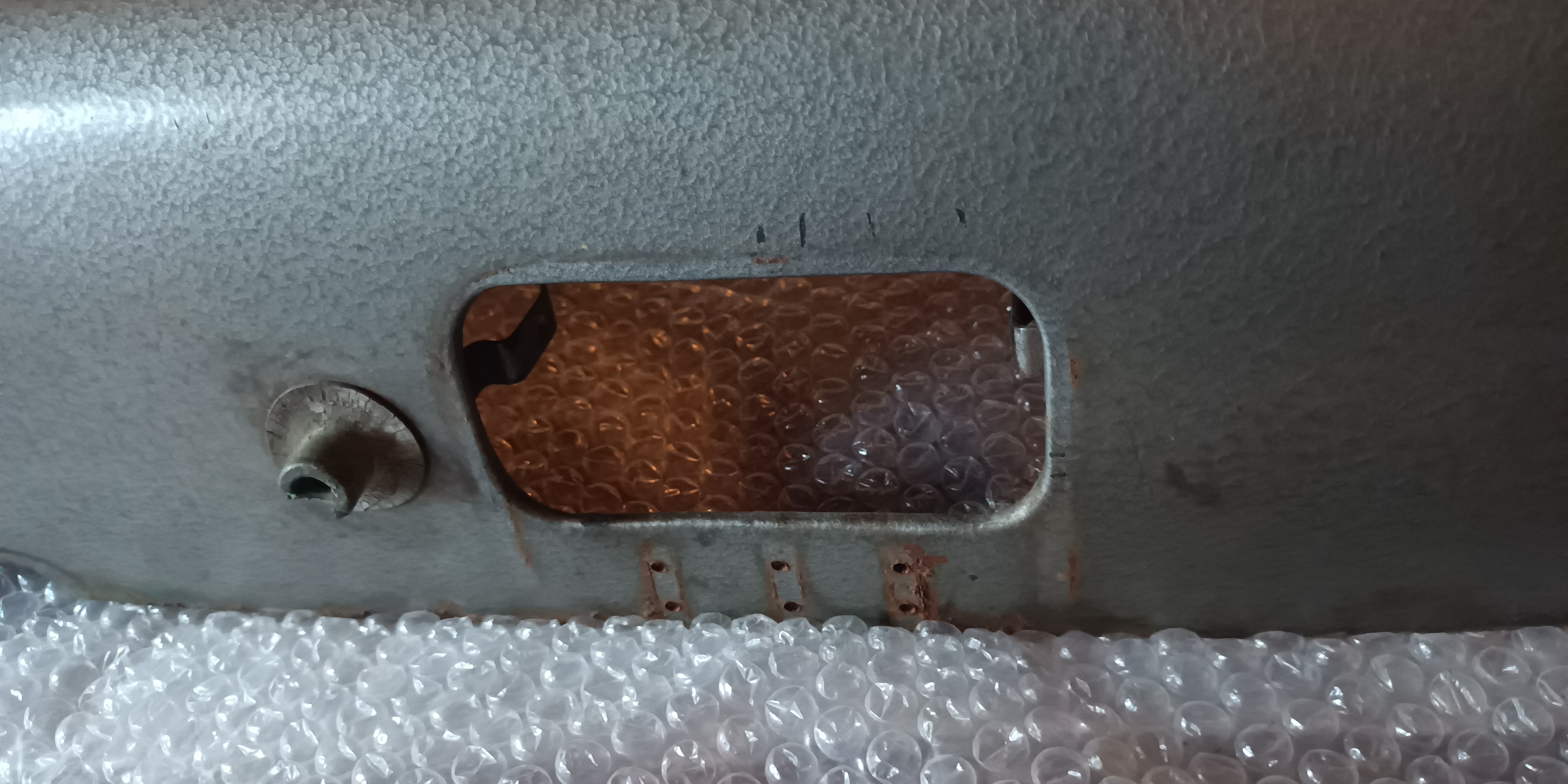 Armaturenbrett Wartburg 311 1. Serie mit Hammerschlaglackierung und Startknopf