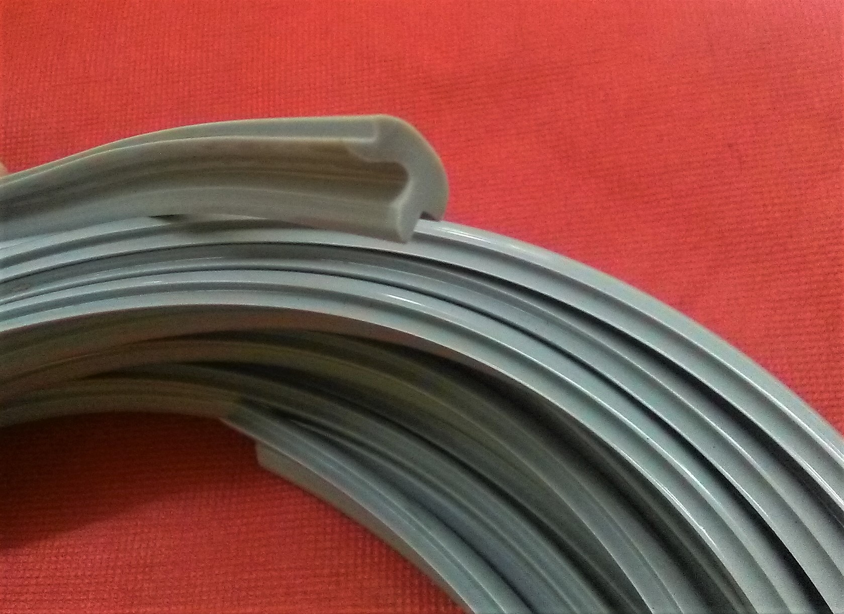 8,50Euro/m Profil Füller Gummi für Zierleiste Trabant 601