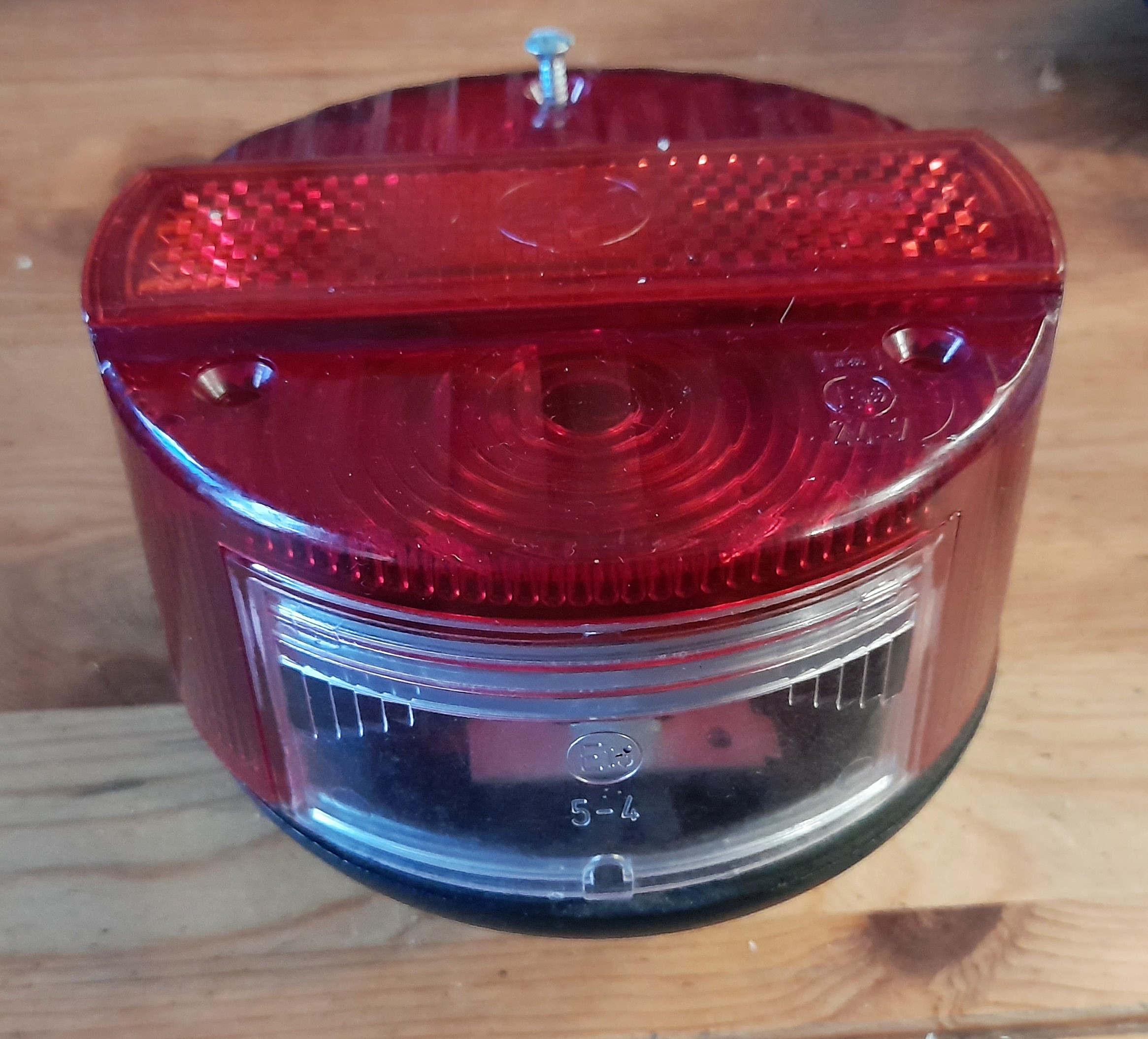 original DDR Rücklicht rund mit Kennzeichenleuchte Simson