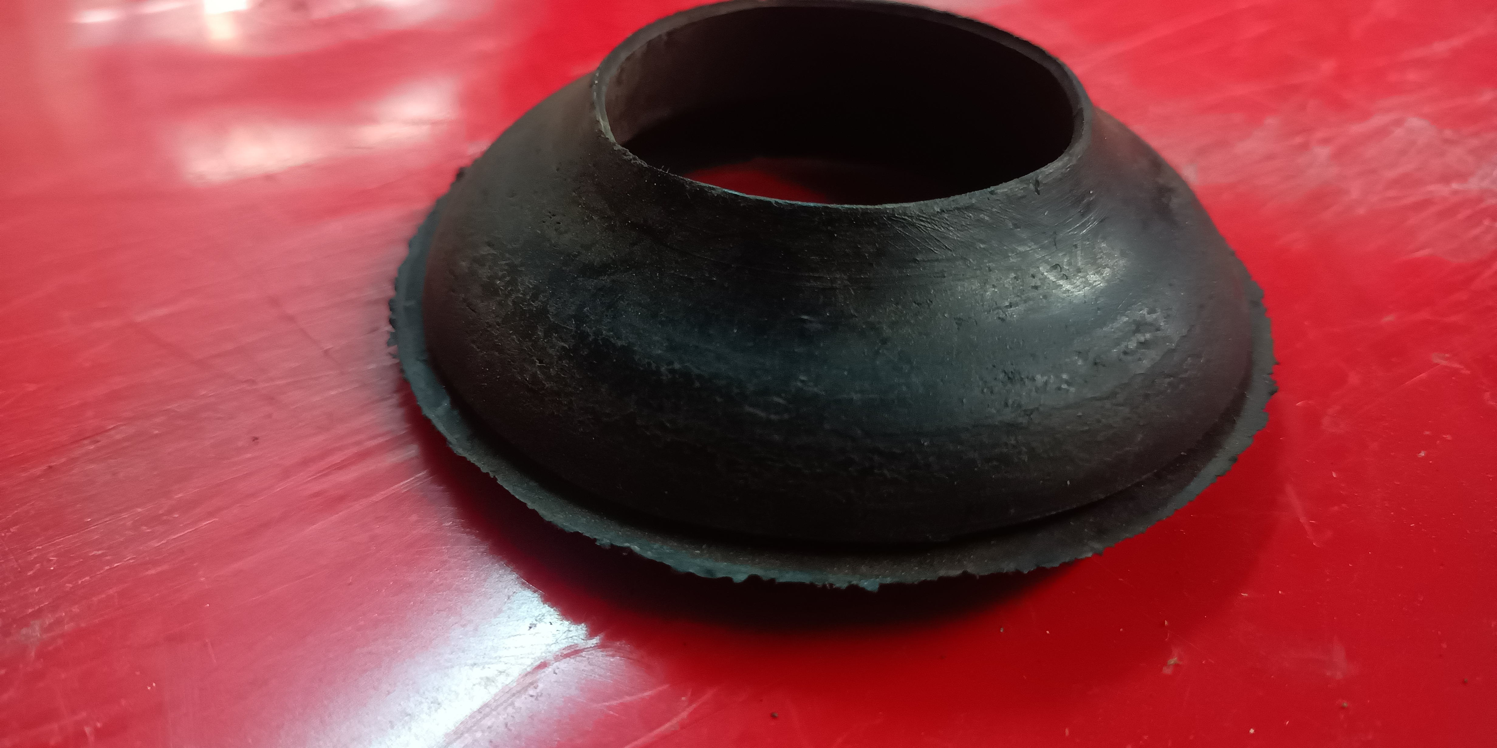 Gummidurchführung Gummi Tankeinfüllstutzen Tank Wartburg 311 312 Camping