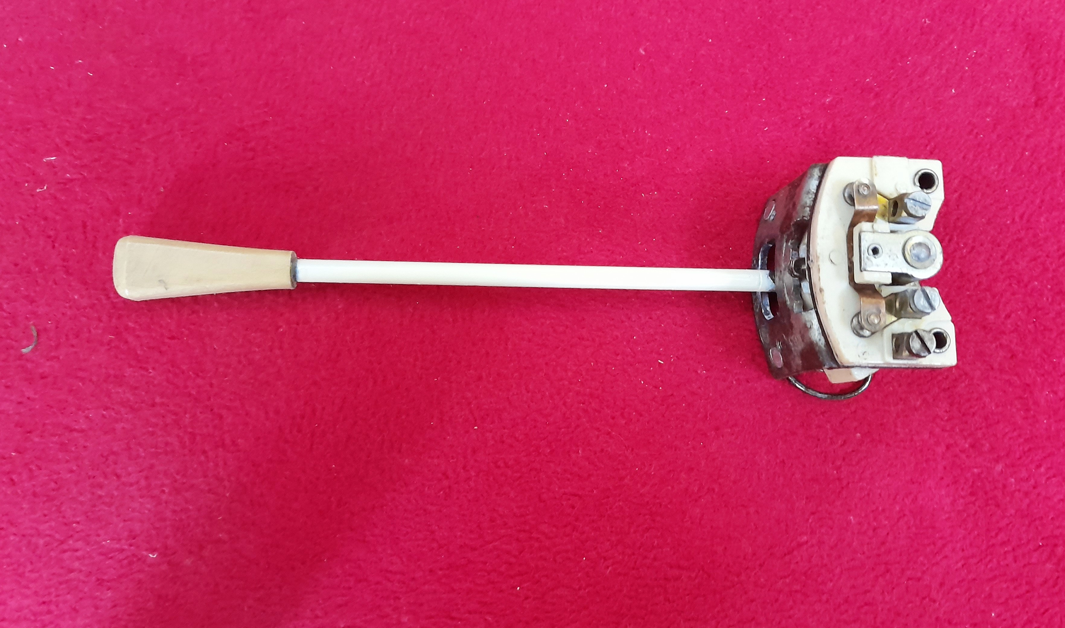 Blinkschalter Blinkerschalter Lenksäulenschalter elfenbein Wartburg 311 Trabant 500 600