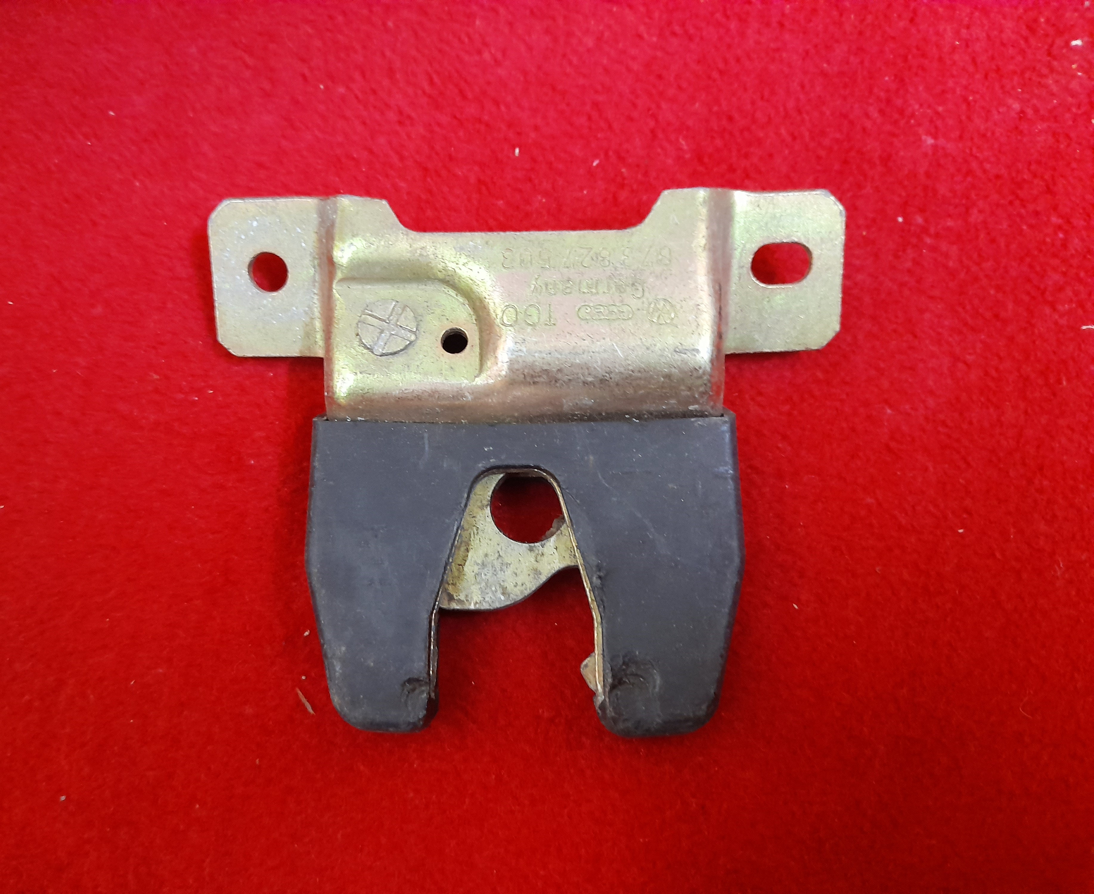 Heckklappenschloß Schloss Heckdeckel VW Jetta 2 OE 873827503