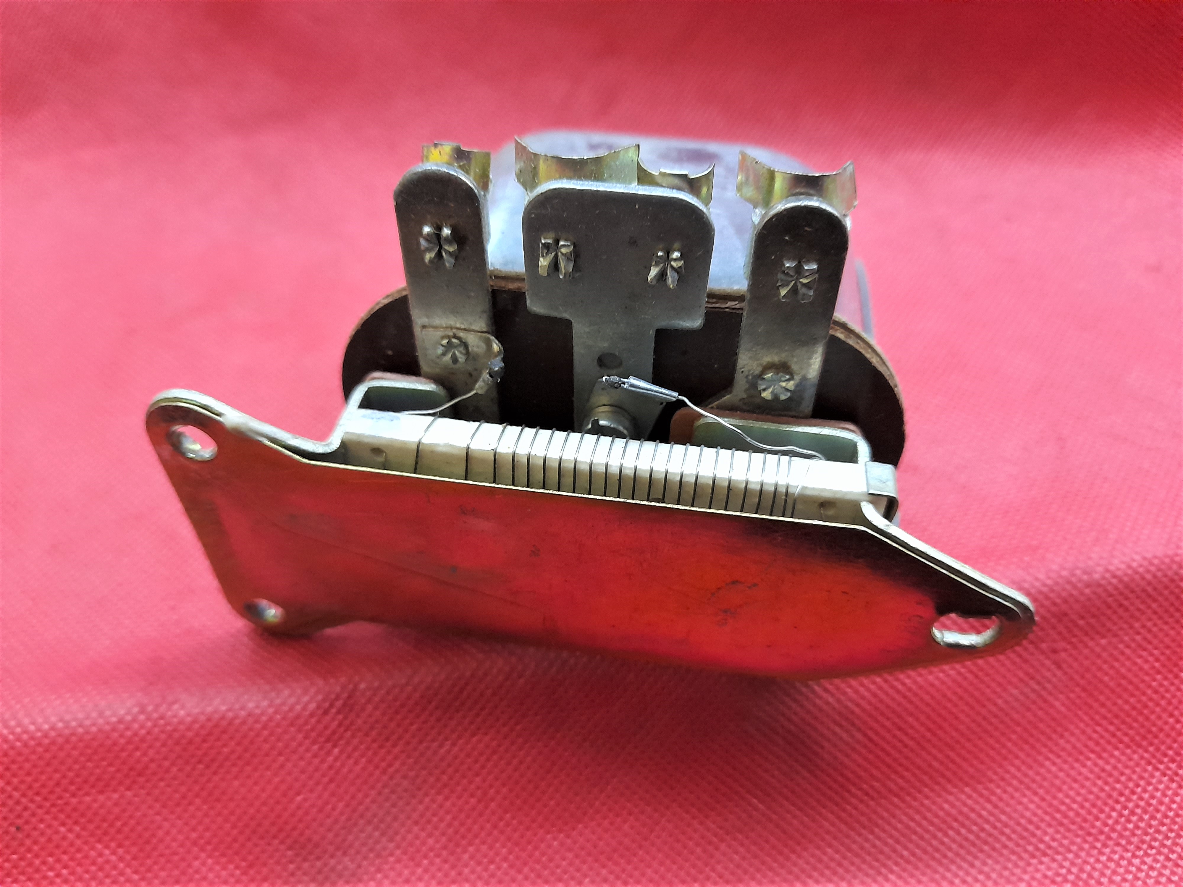 Regler Lichtmaschine Laderegler 12V 220W Wartburg Barkas IFA EMW Trabant