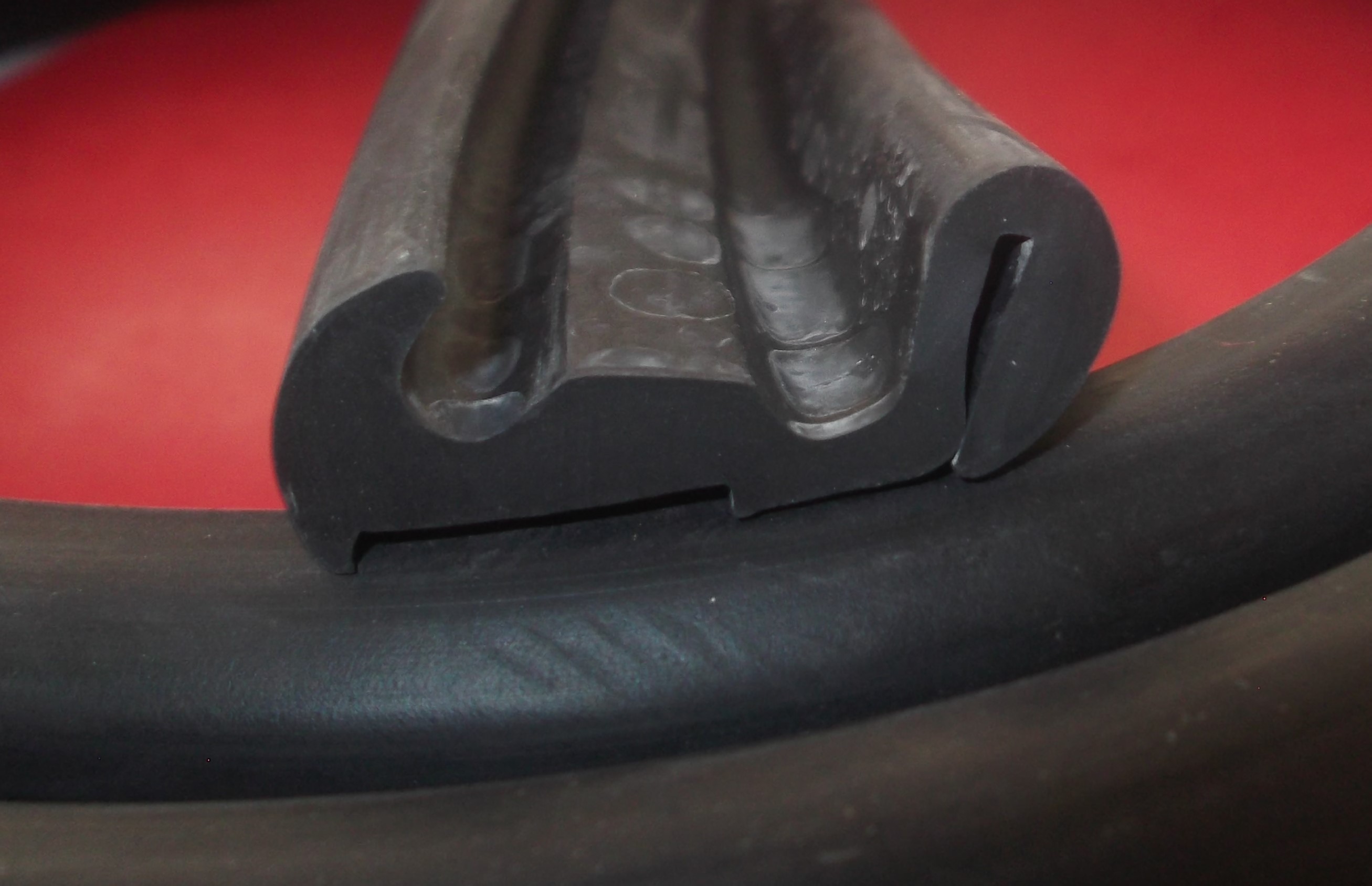 Gummiprofil Türfenster Barkas B 1000