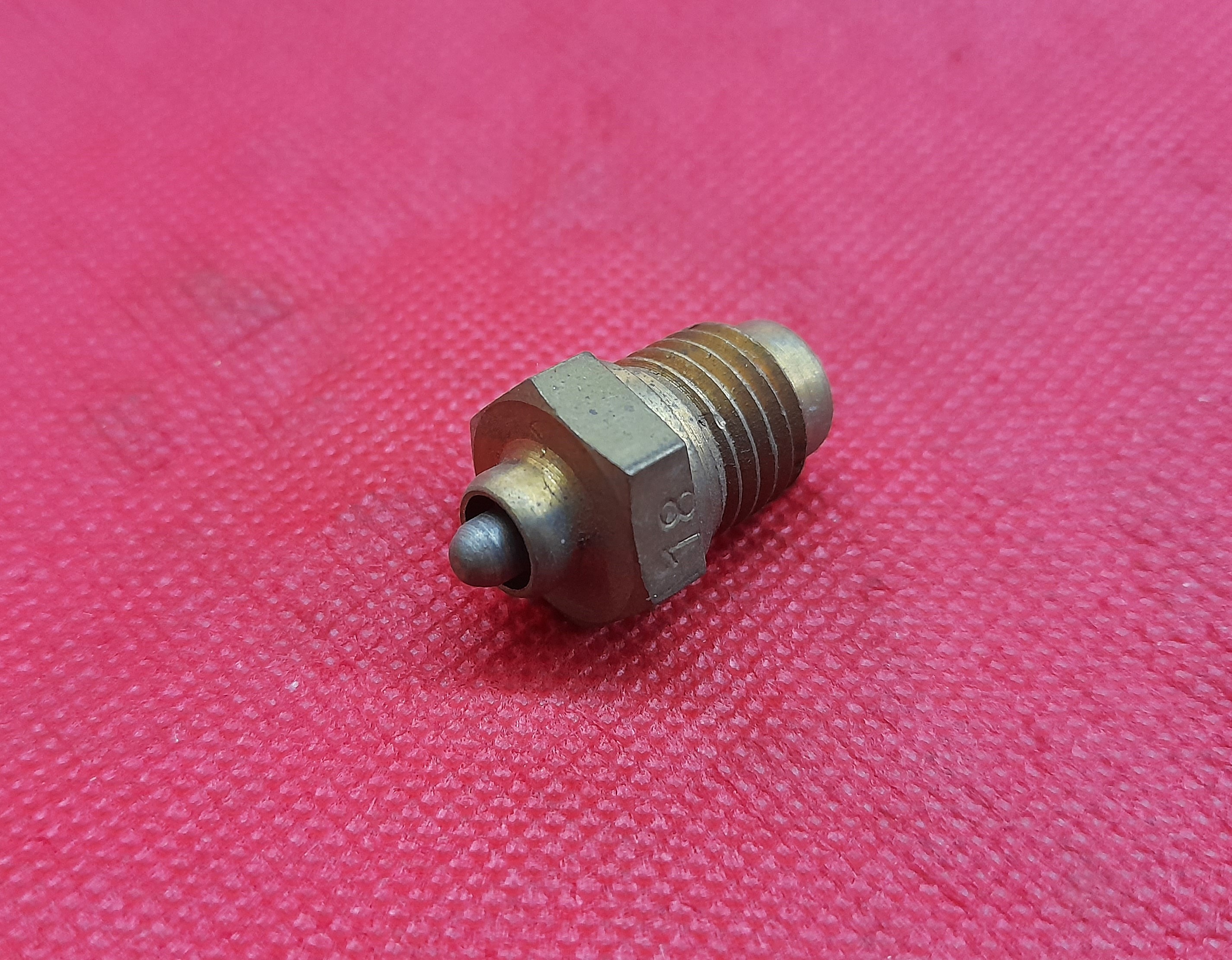 Schwimmernadelventil 18er Vergaser BVF WB 311, IFA F8 F9, P70, Framo