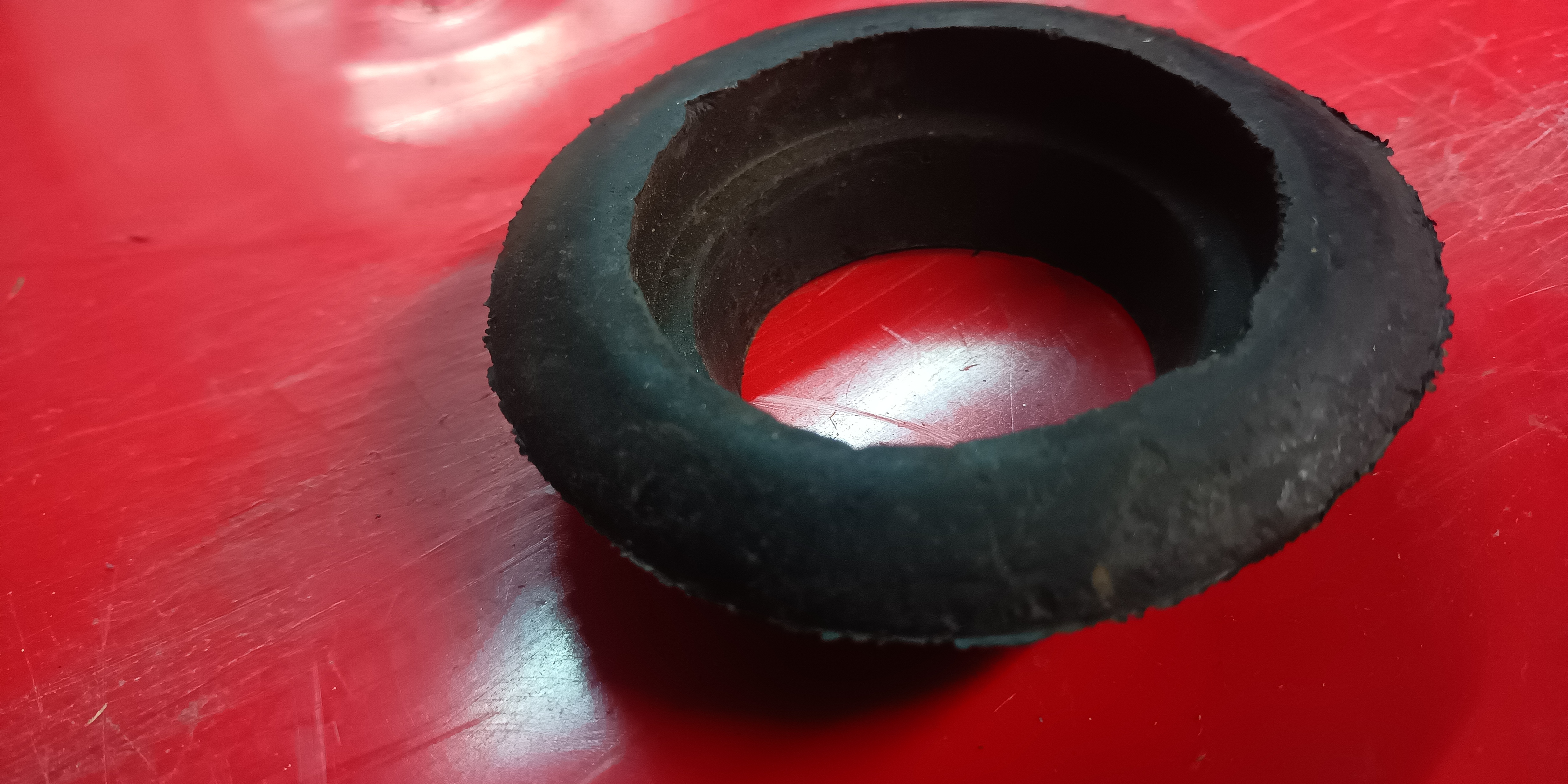 Gummidurchführung Gummi Tankeinfüllstutzen Tank Wartburg 311 312 Camping