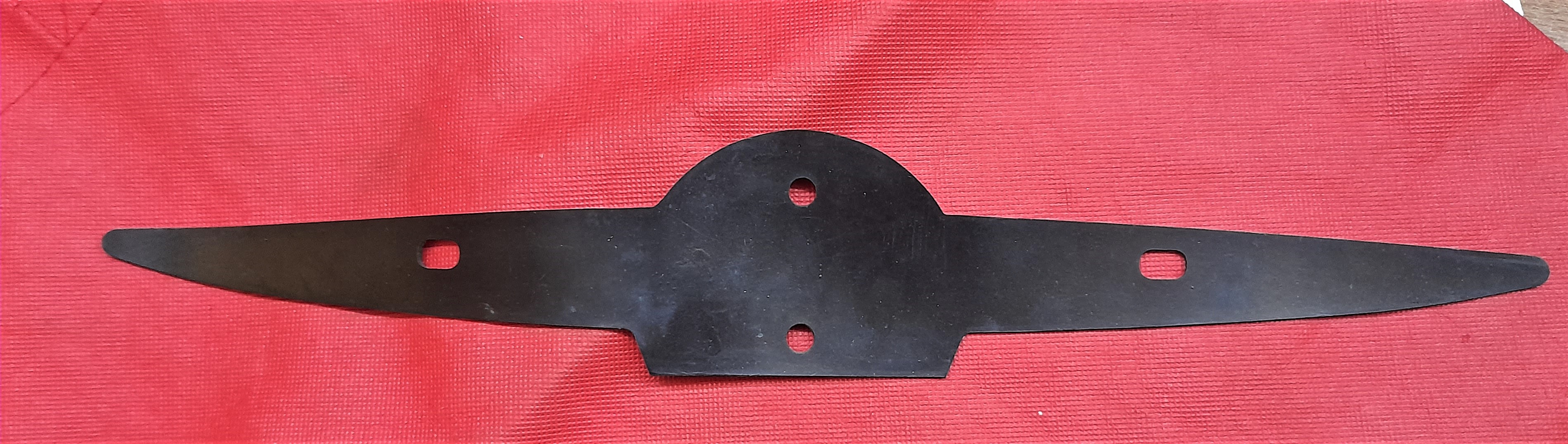 Trabant P50 P60 500 600 Gummi Unterlage Flügelemblem  Schriftzugunterlage