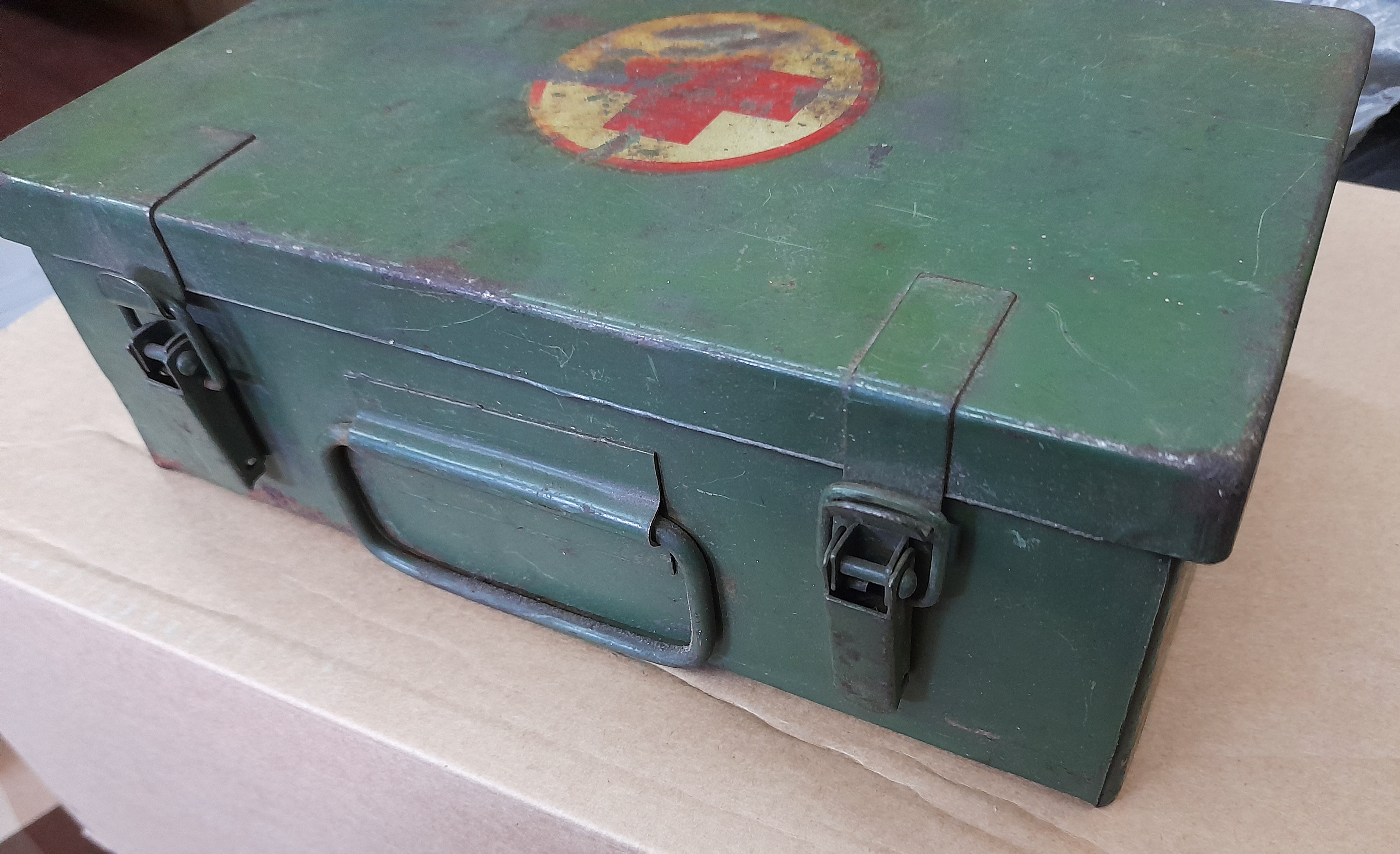 Sanikasten Verbandskasten