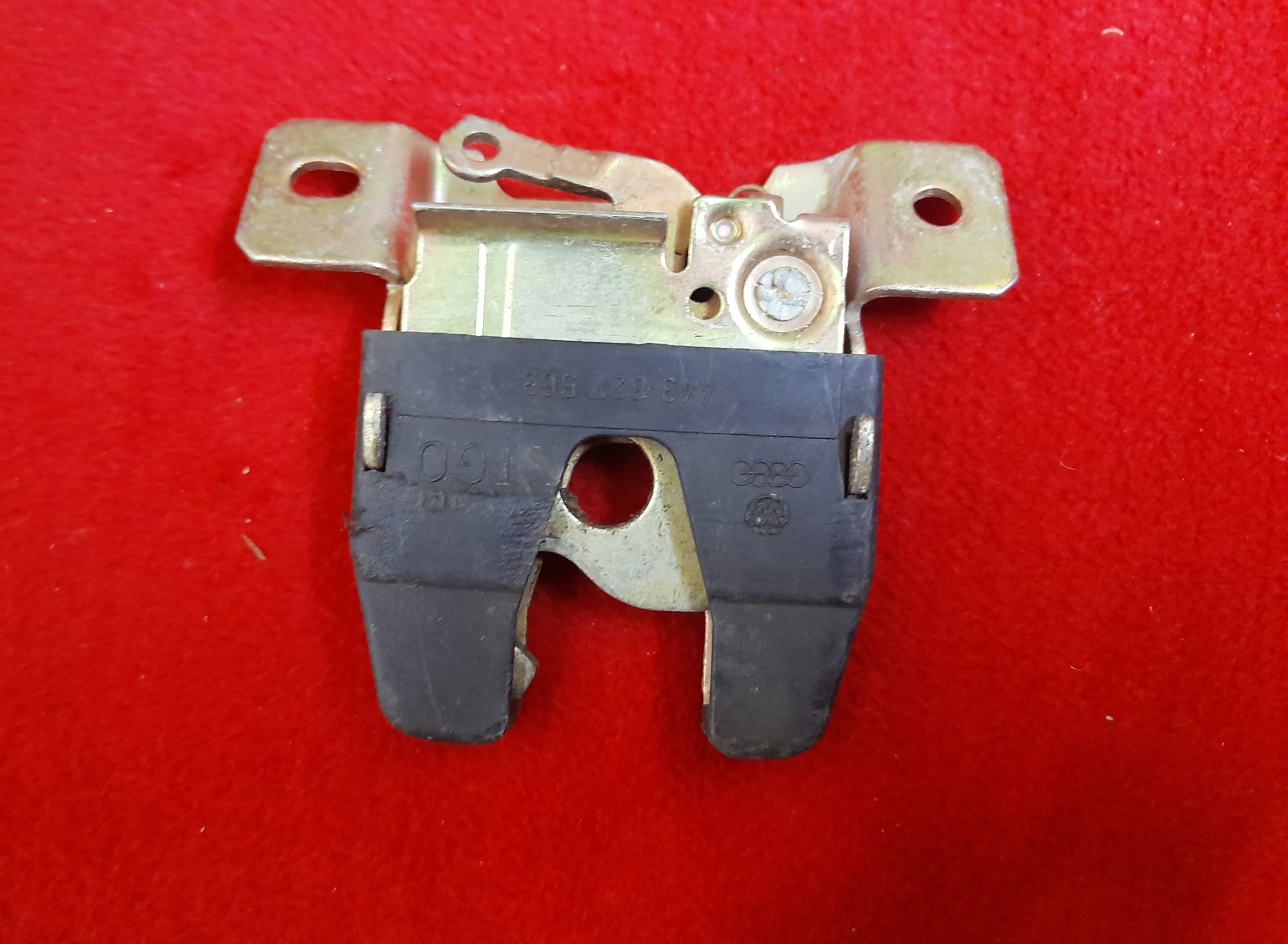 Heckklappenschloß Schloss Heckdeckel VW Jetta 2 OE 873827503