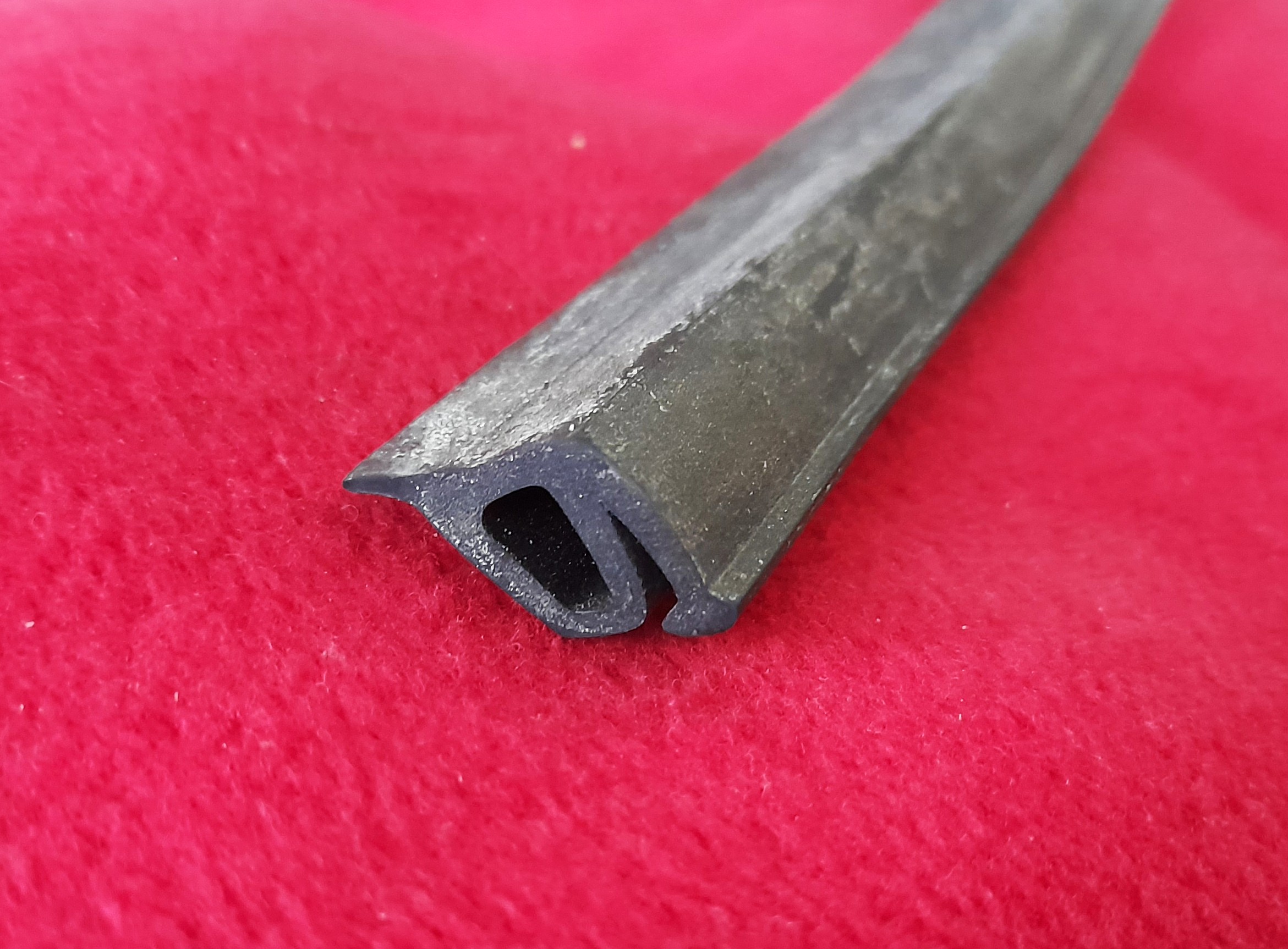 Abdichtung Kotflügel Wartburg 353