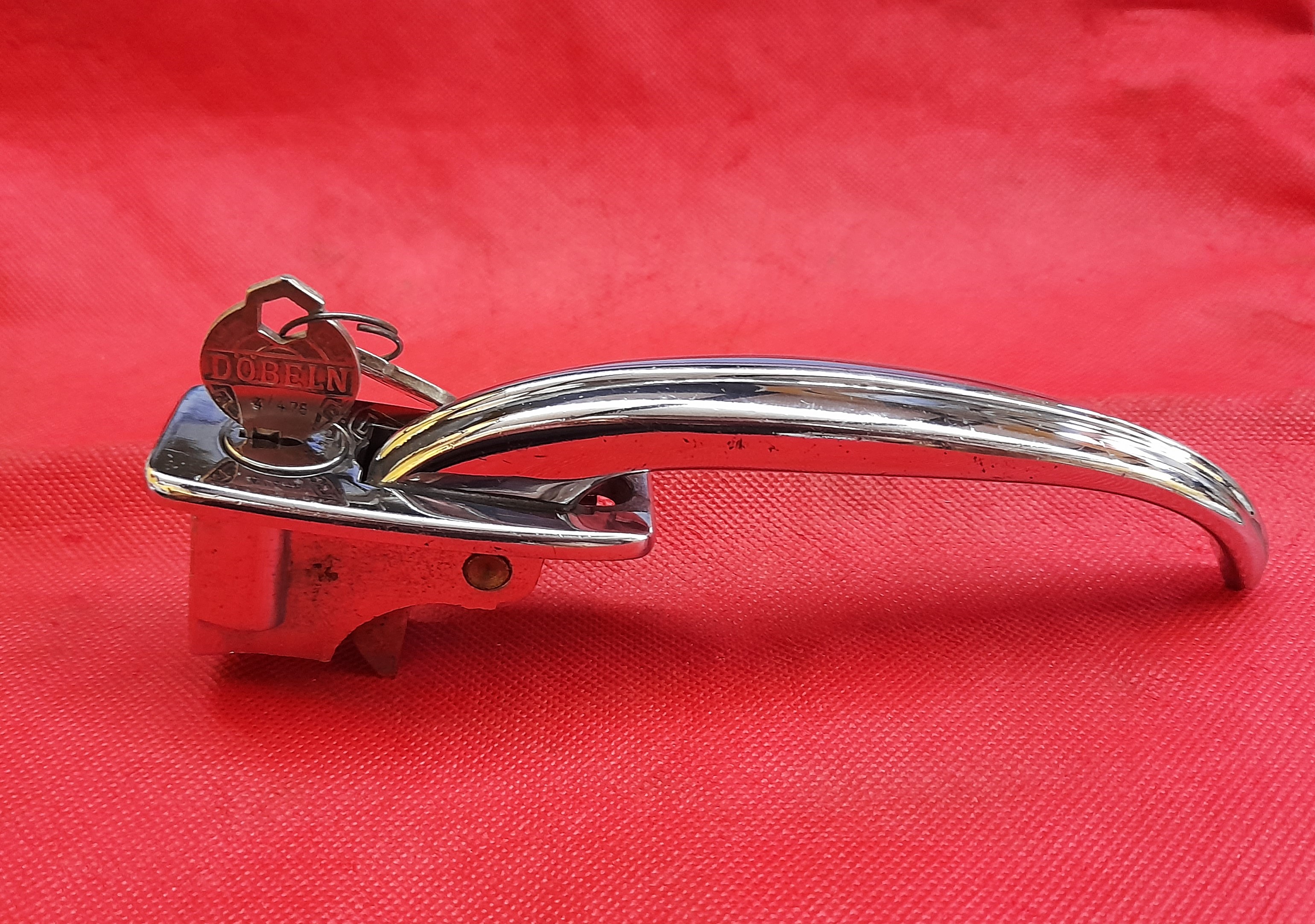 Türgriff Türaußengriff  mit Schloss IFA F8 F9 AWZ P70