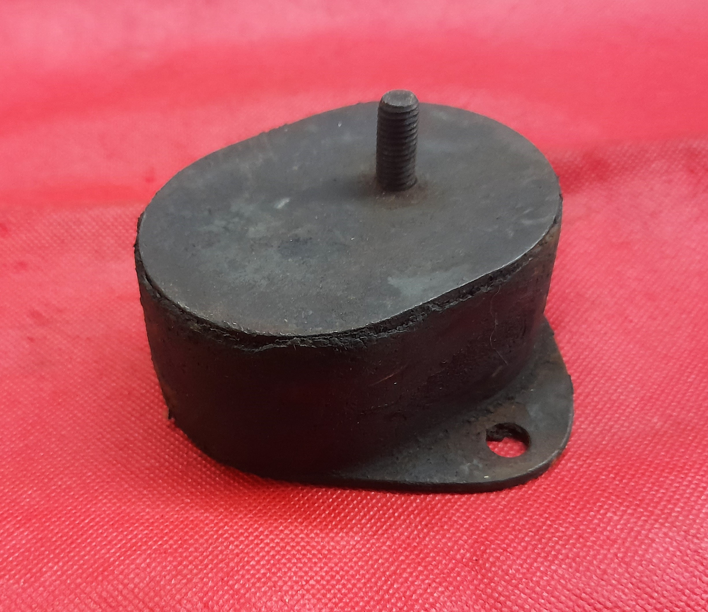 Getriebelager Rundlager Silentblock oval Trabant 601