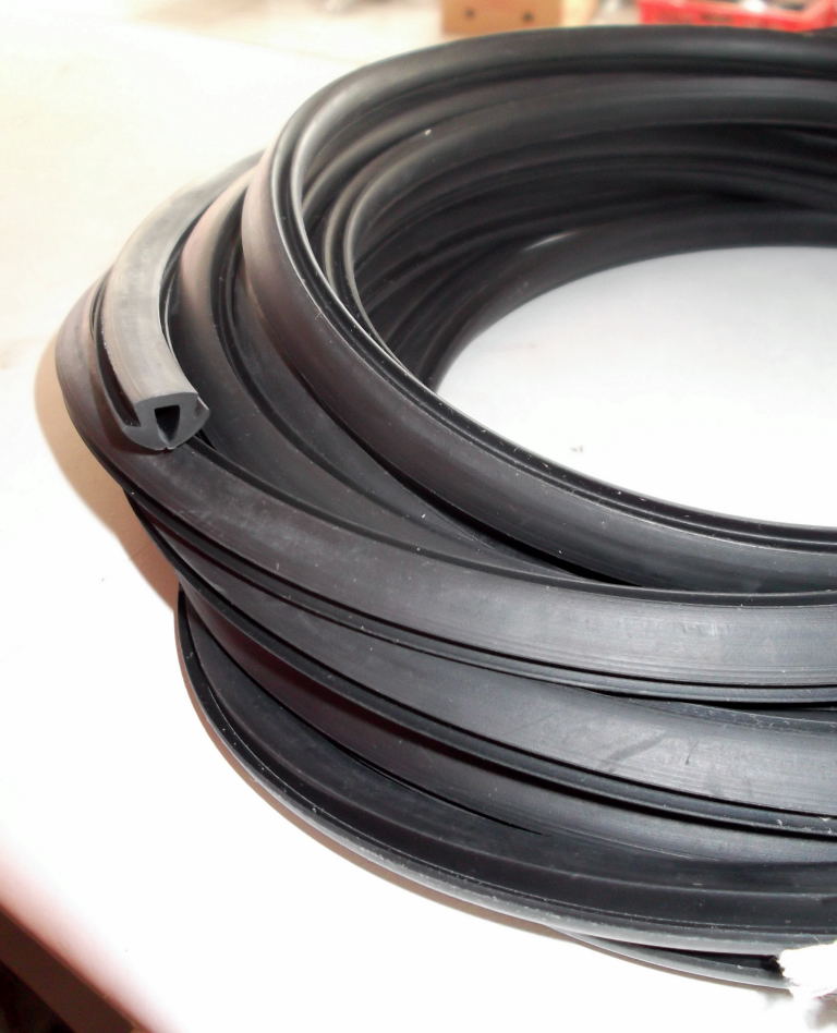 7,50€/m Einglasgummi Wartburg EMW BMW IFA F9