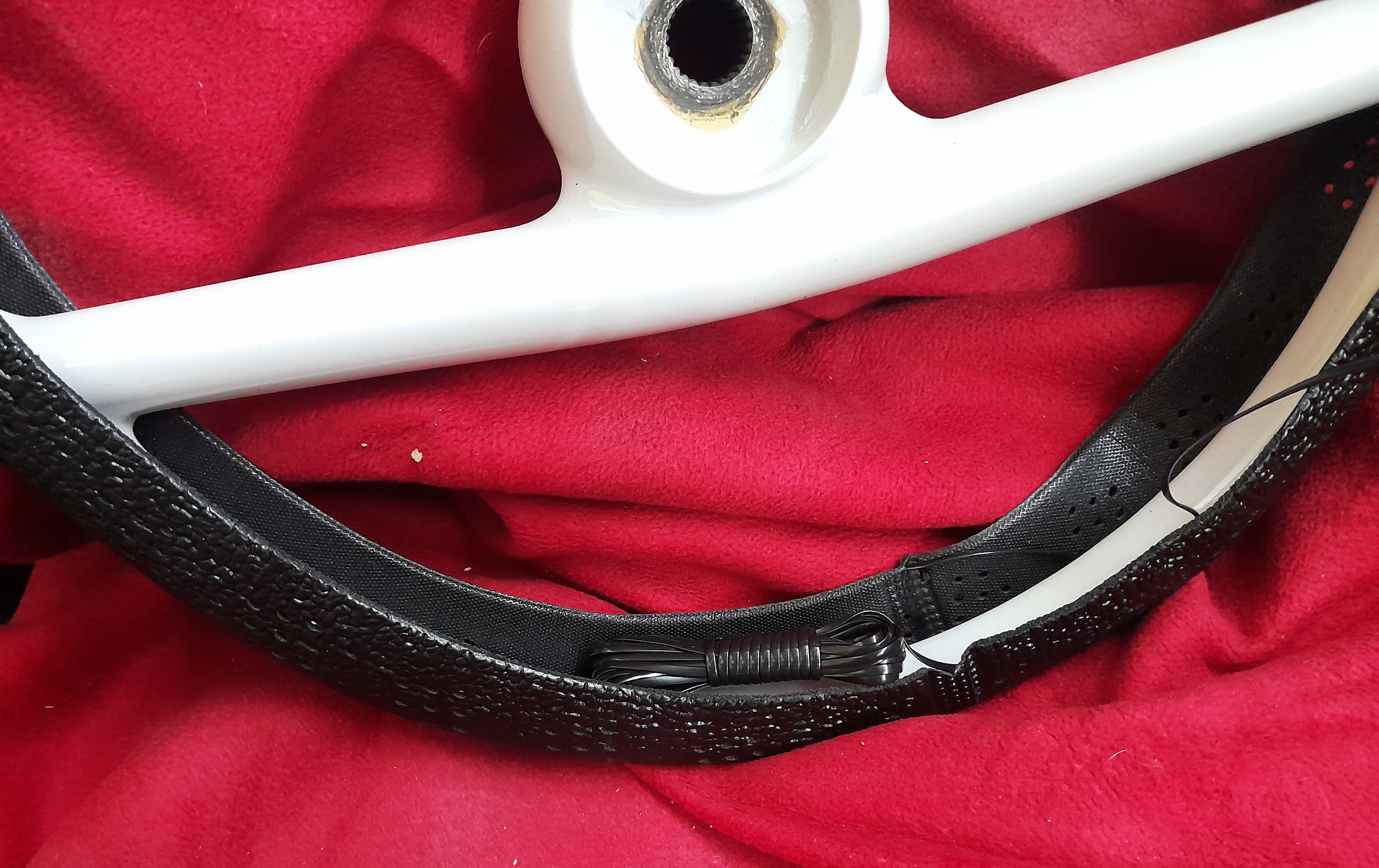 Lenkerband Lenkradbezug Lenkradschoner Universal Oldtimer Wartburg Barkas B1000 Trabant