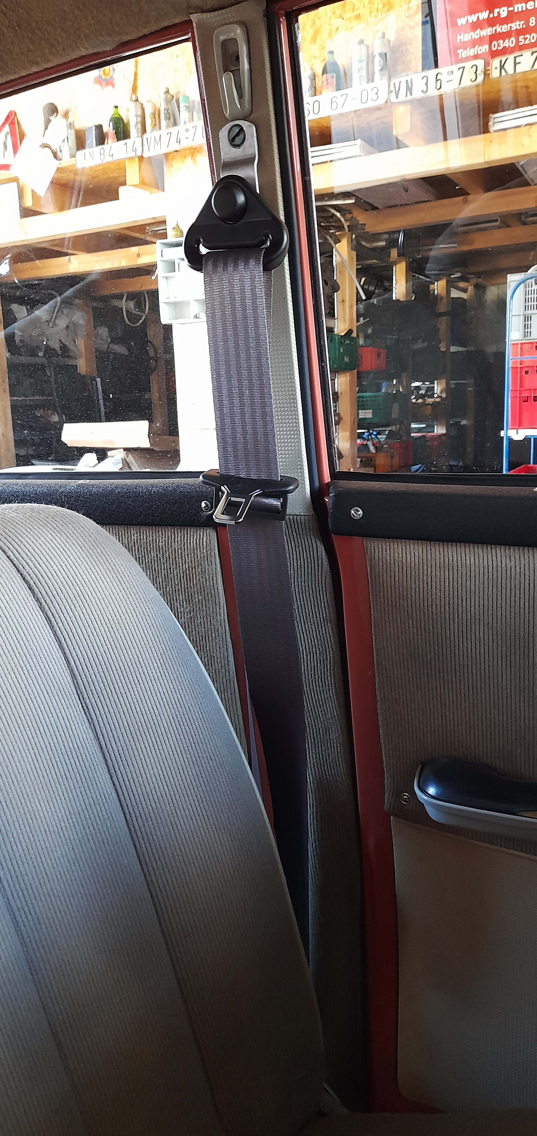 Gurt Sicherheitsgurt Wartburg Trabant Barkas