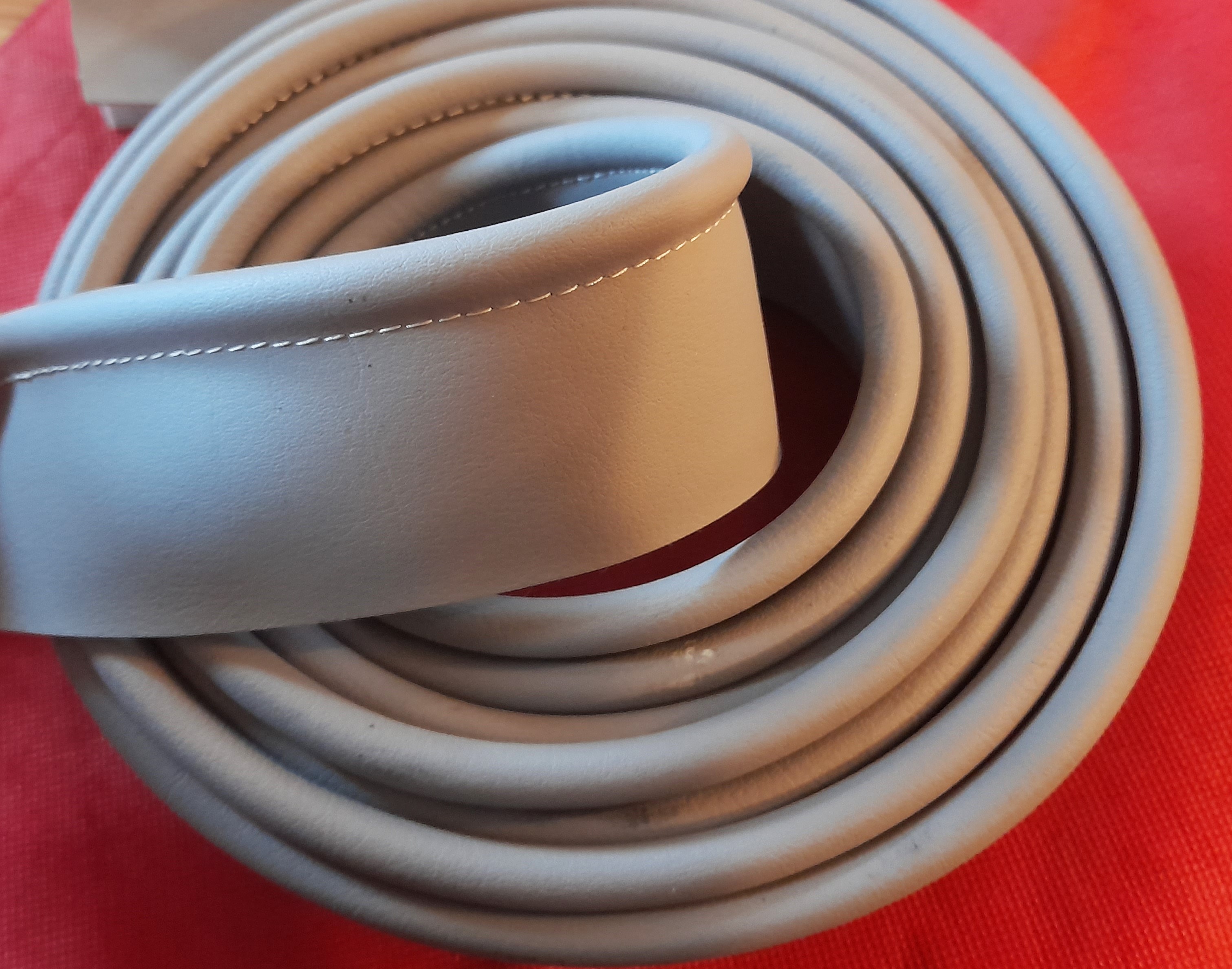 Lederkeder grau Kotflügel 8mm Wartburg 313 Sport 311 312 300HT Coupe Cabrio