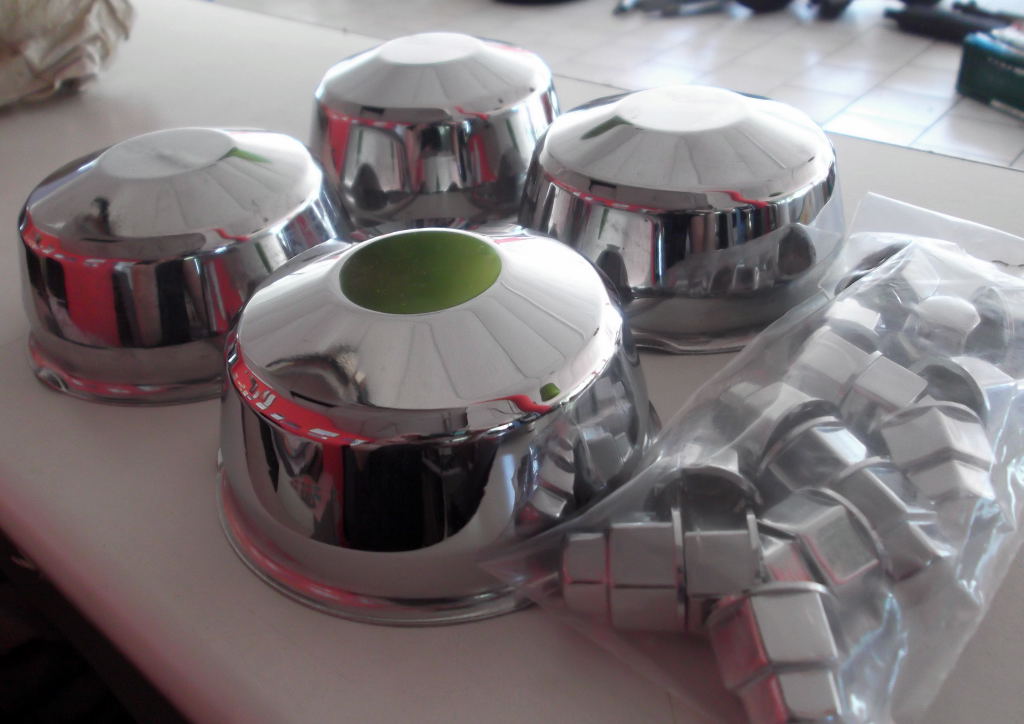 Radkappensatz , Radkappen Nabenkappen Wartburg 312, Wartburg 353 , Trabant