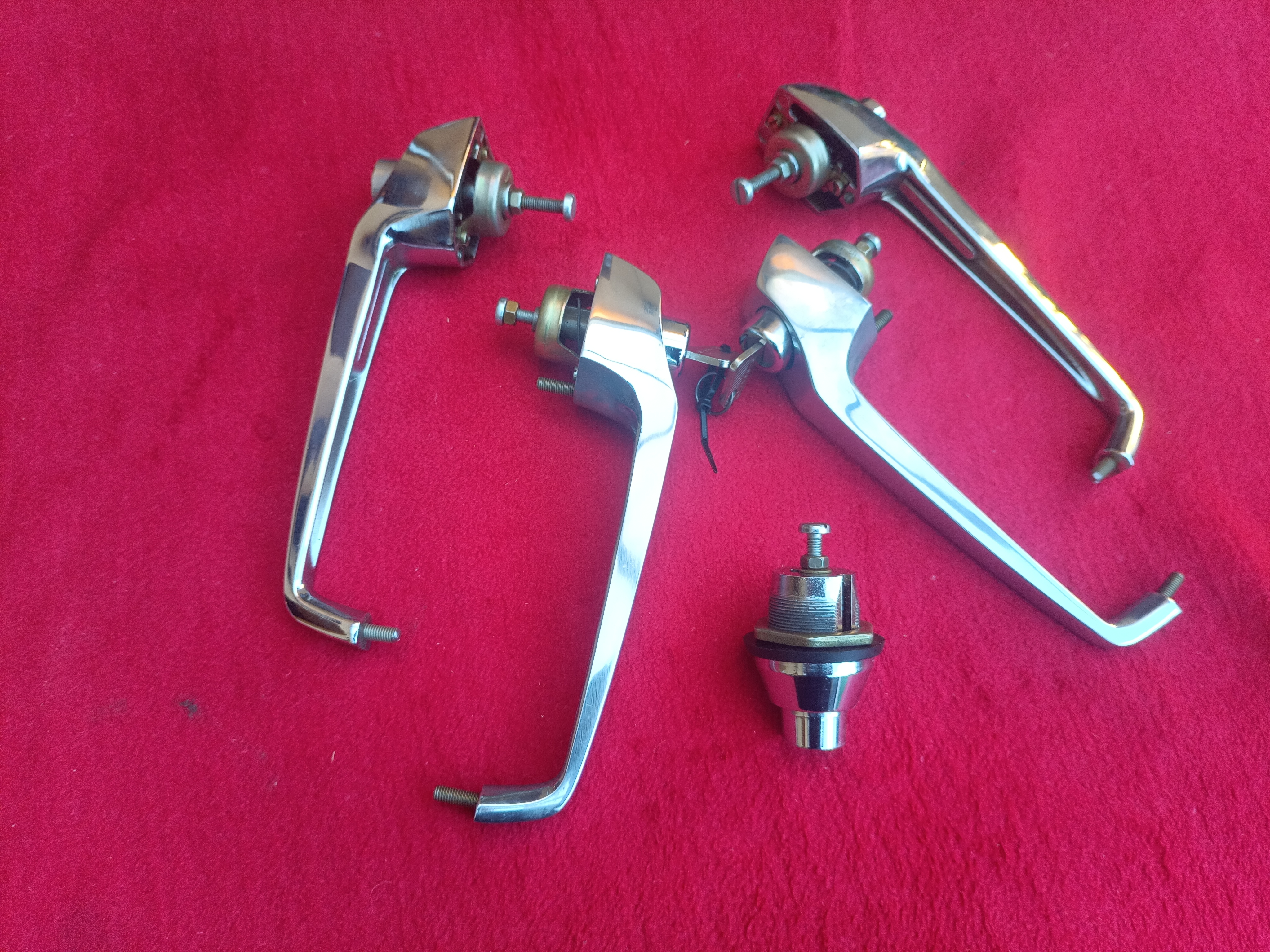 1 Satz Türgriffe Türgriff Türaußengriff gleichschließend Wartburg 353