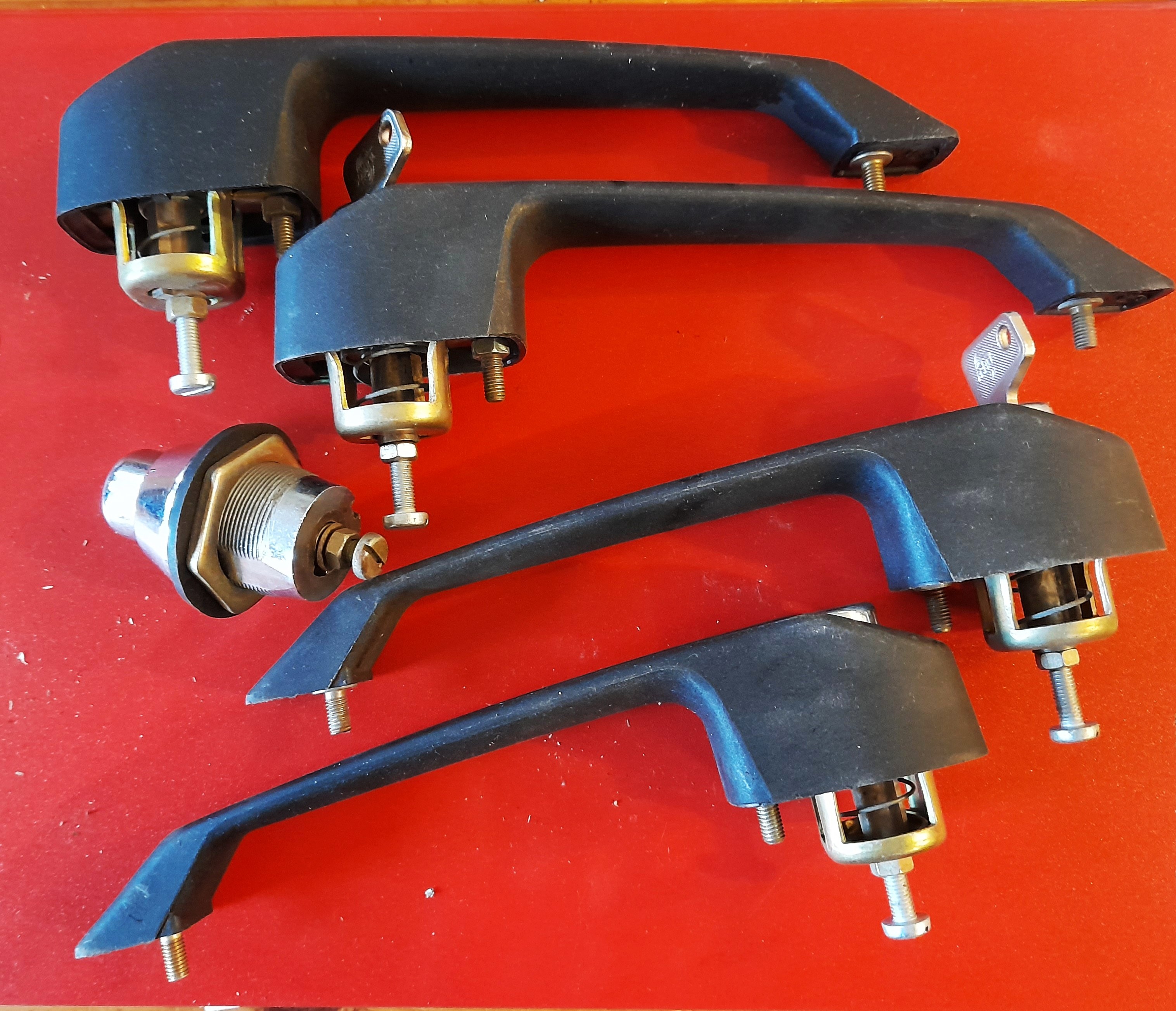 1 Satz Türgriffe Türgriff Türaußengriff gleichschließend Wartburg 353