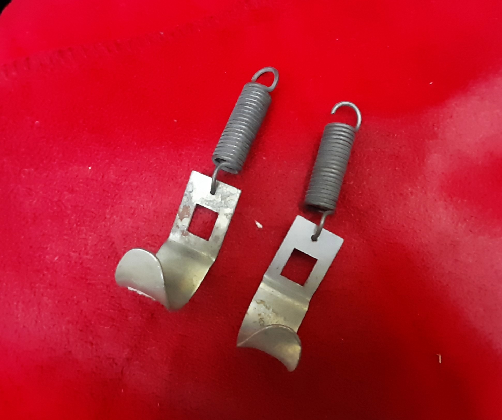 Plattenhalter , Verschlußhaken für Zwischenboden Kofferraum