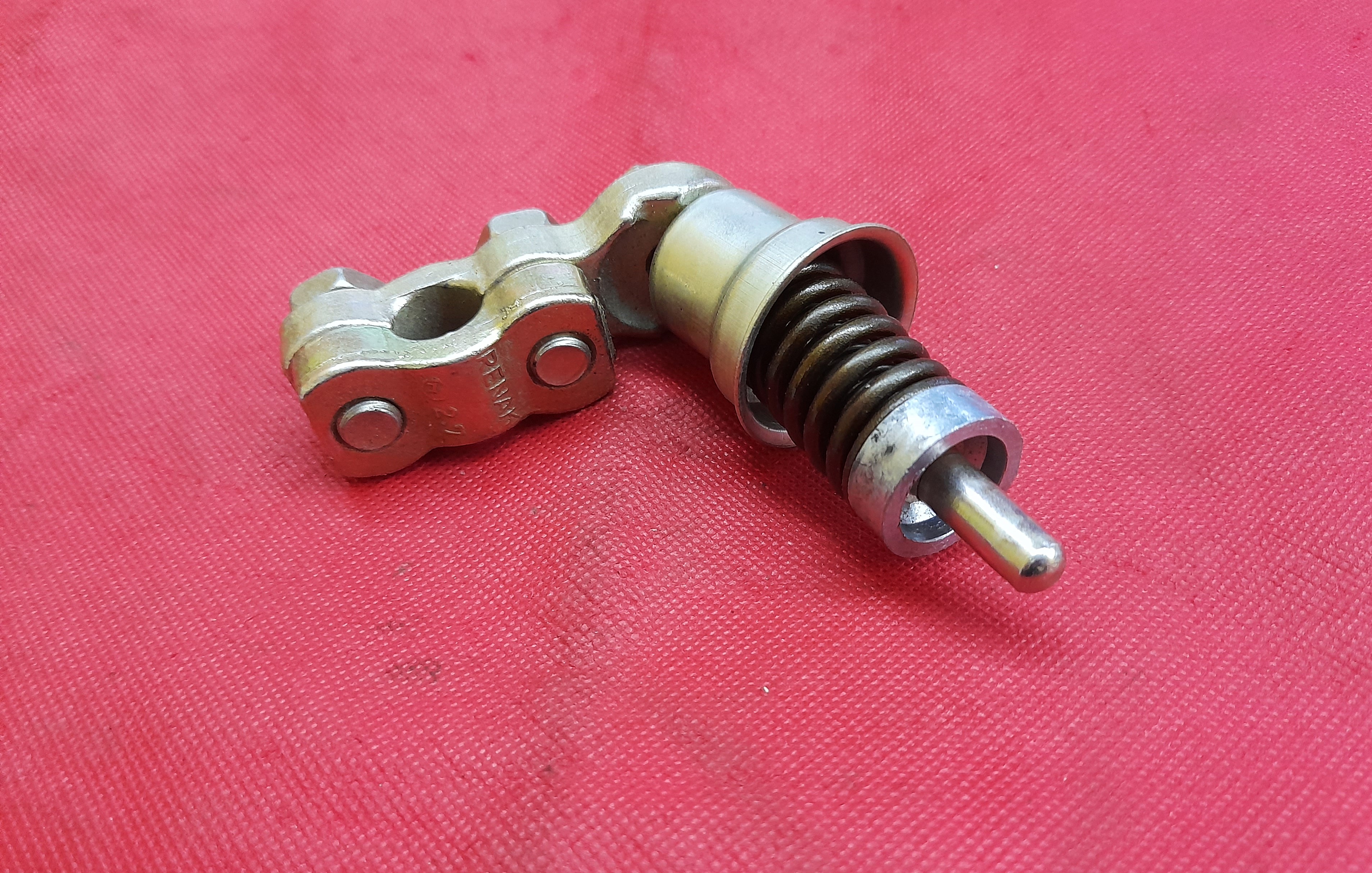 Druckbolzen mit Federpaket für Druckbegrenzer LAD  Wartburg 353