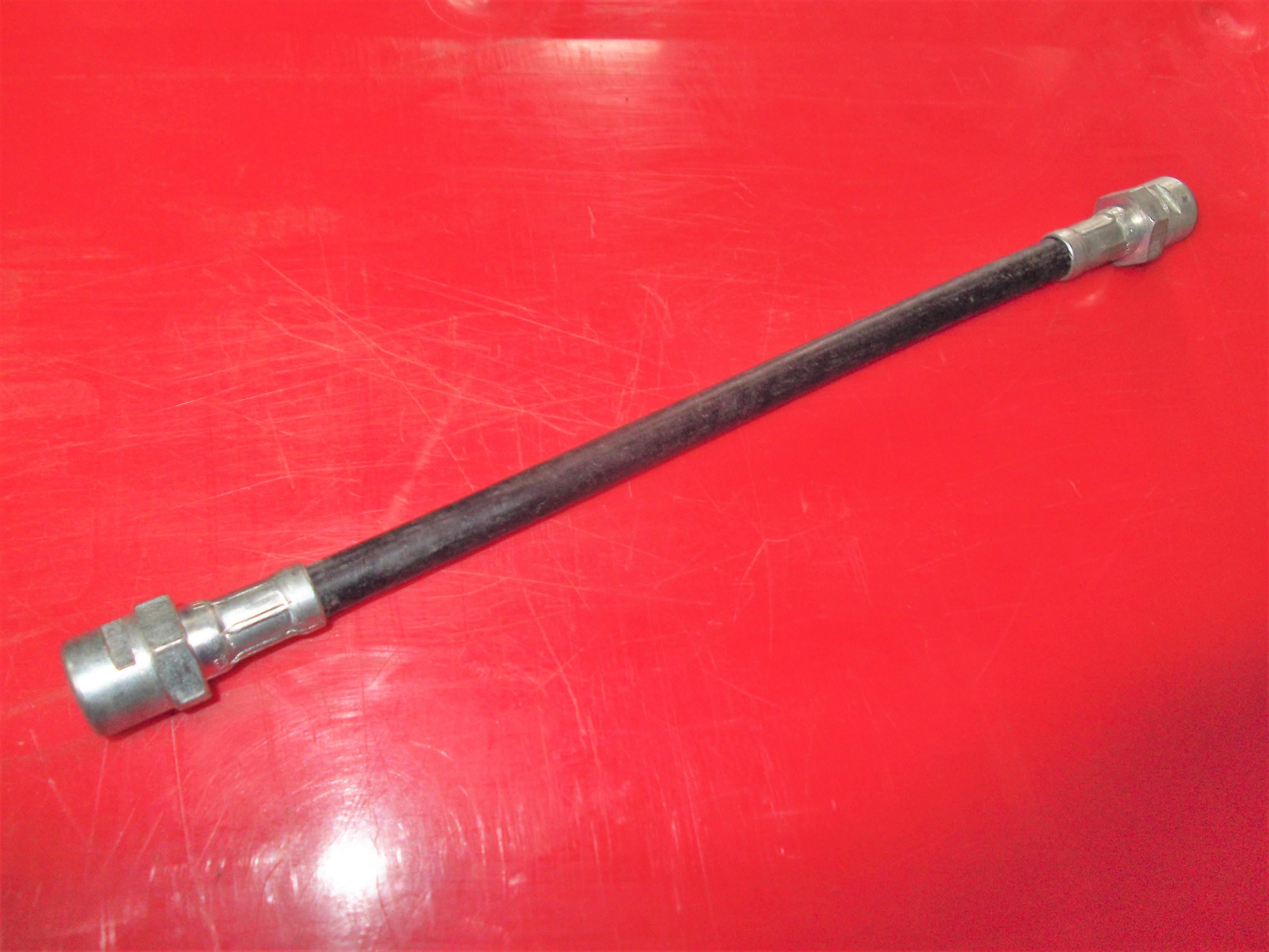 Bremsschlauch vorn innen Barkas B 1000