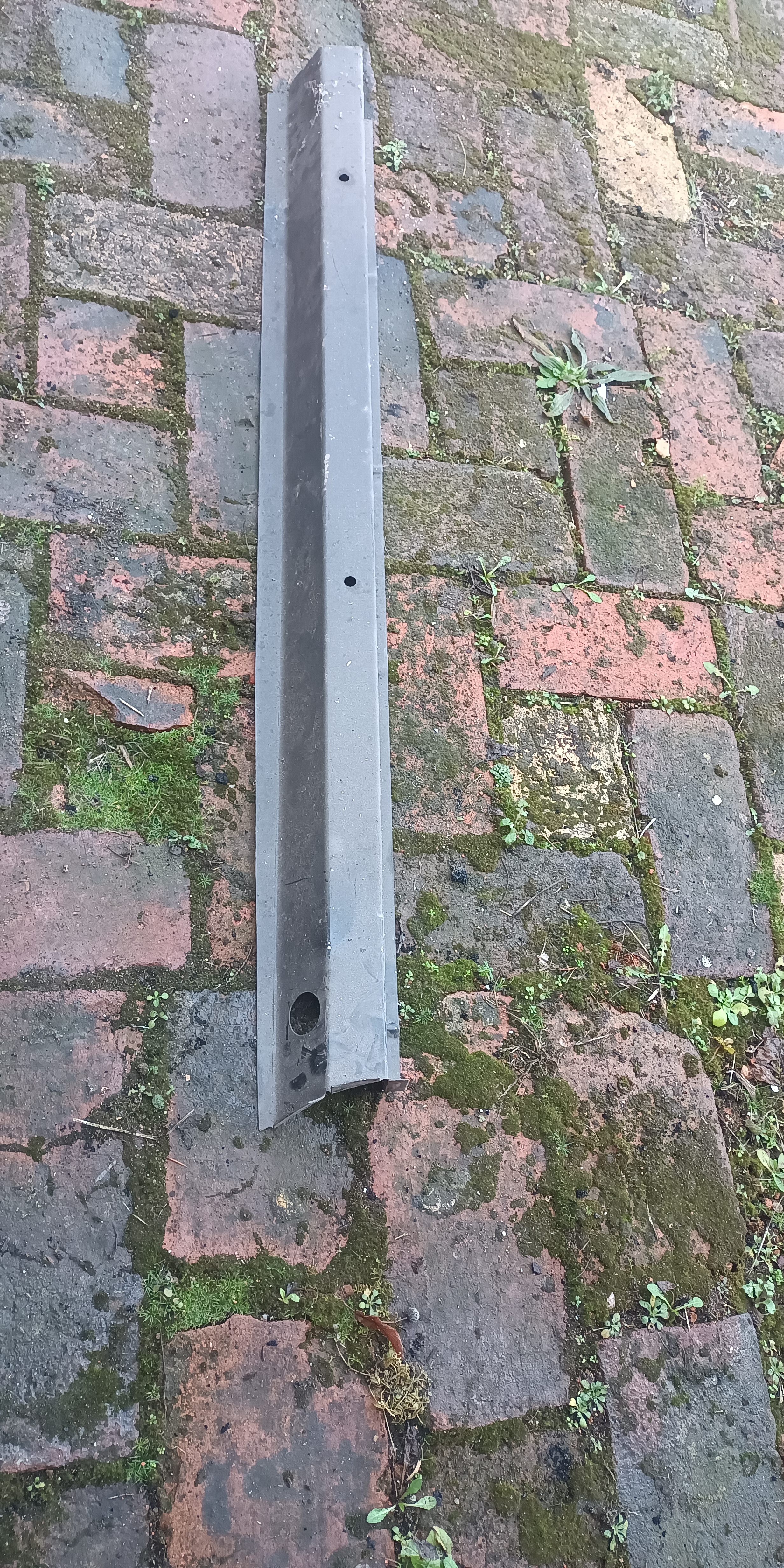 Schweller links Einschweißbleche Reparaturbleche Blech Trabant 601