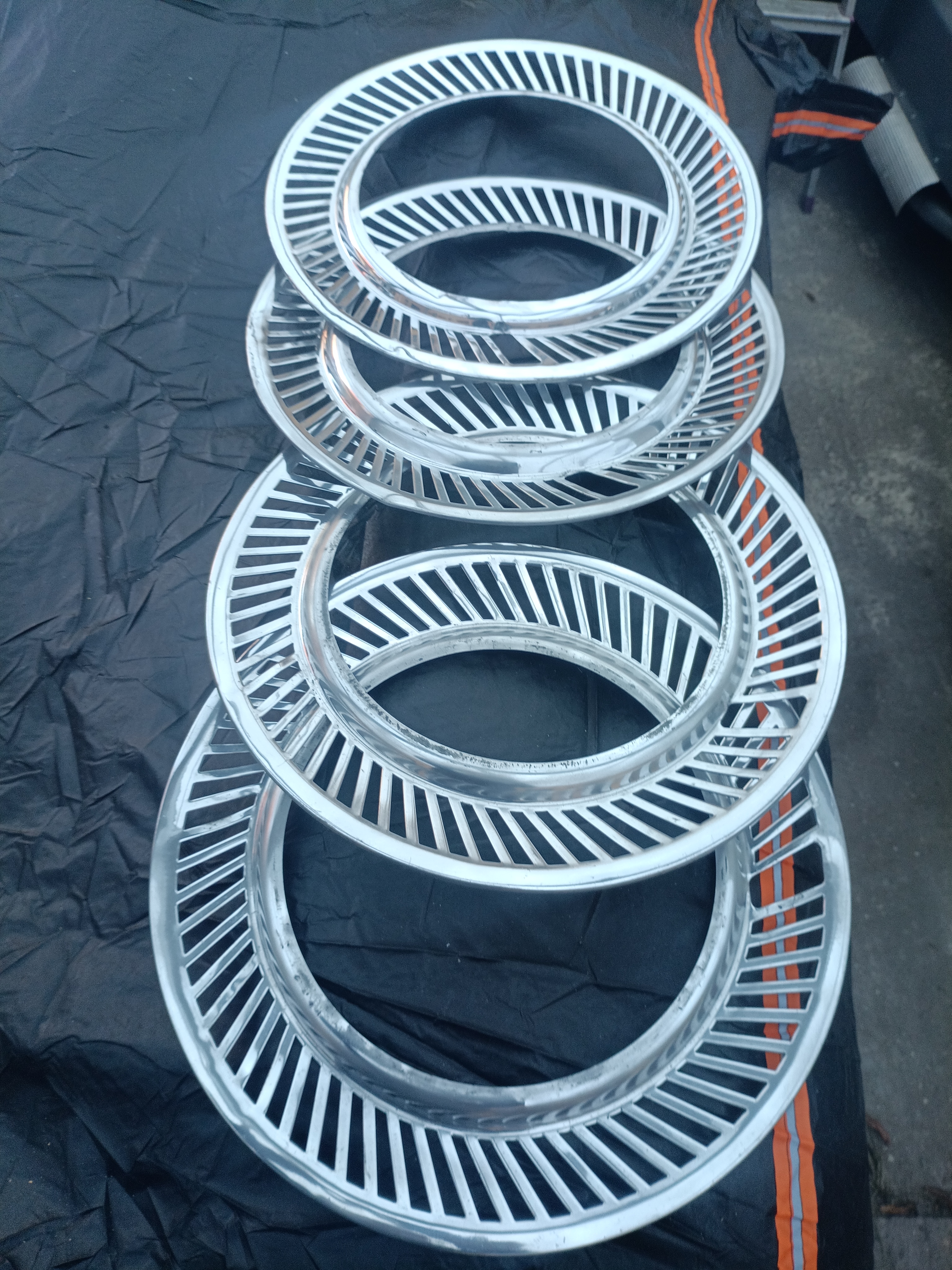 Radzierringe Felgenzierringe 15`` Wartburg  311 313 IFA F9