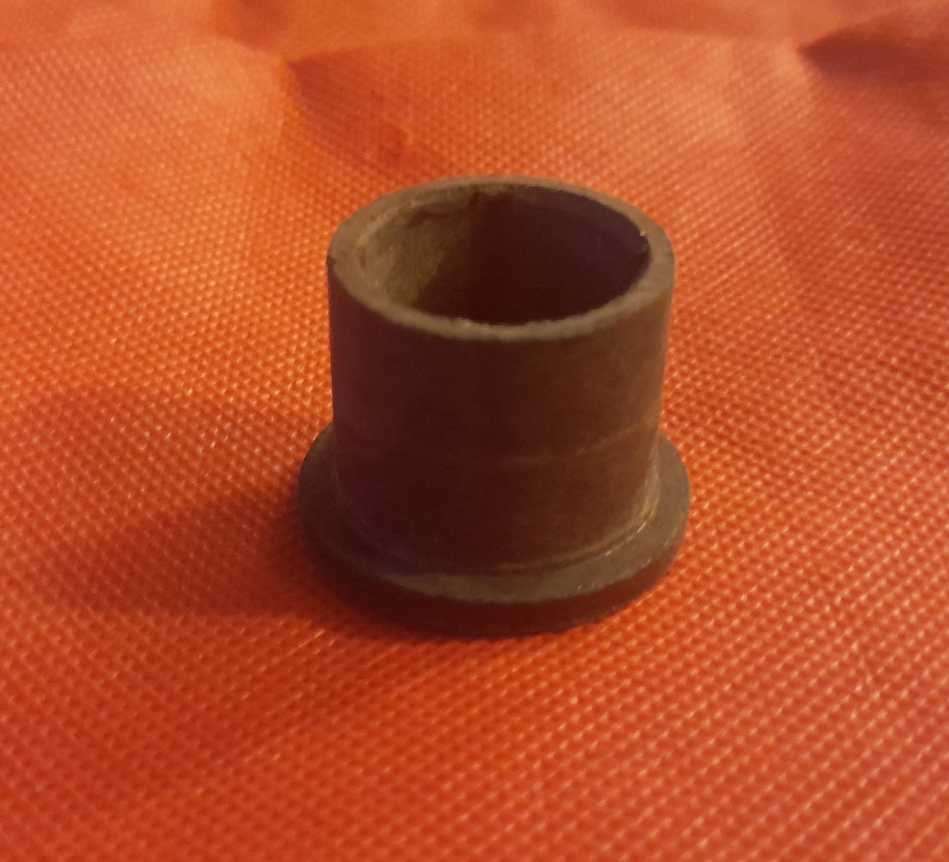 Federgabelbuchse unten Trabant  601