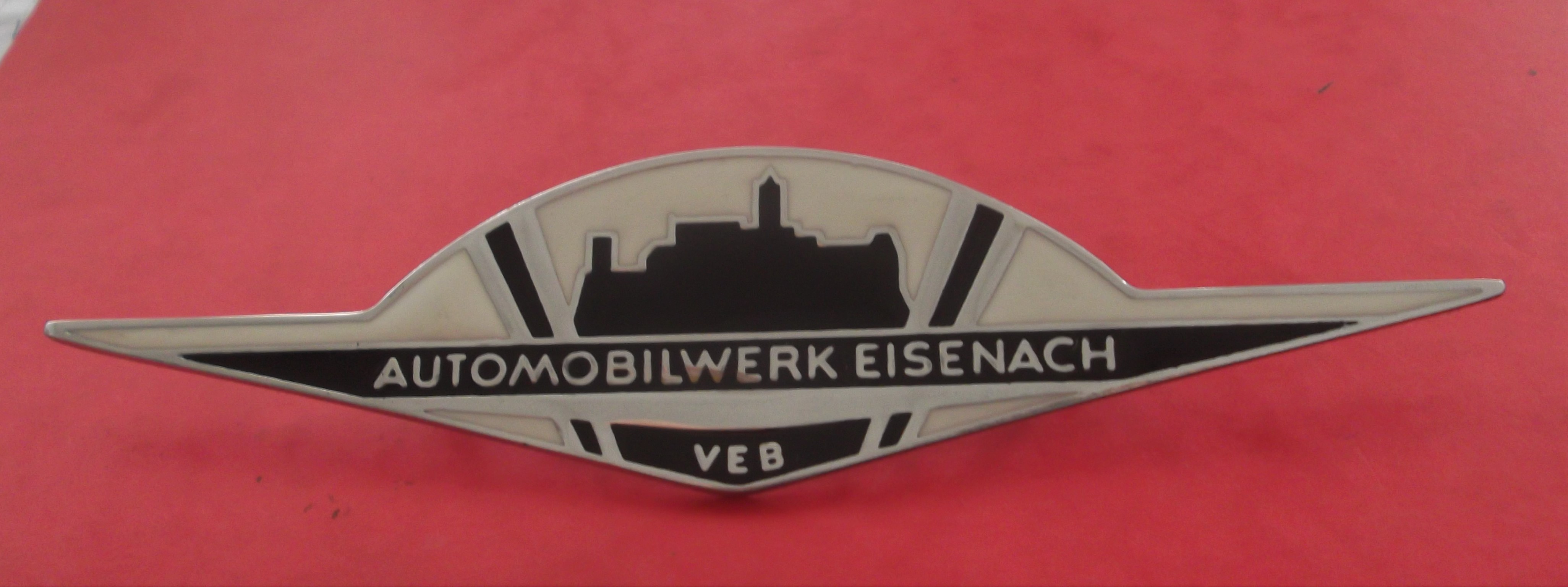 Emblem schwarz weiß Wartburg 311 312  353 Oldtmer