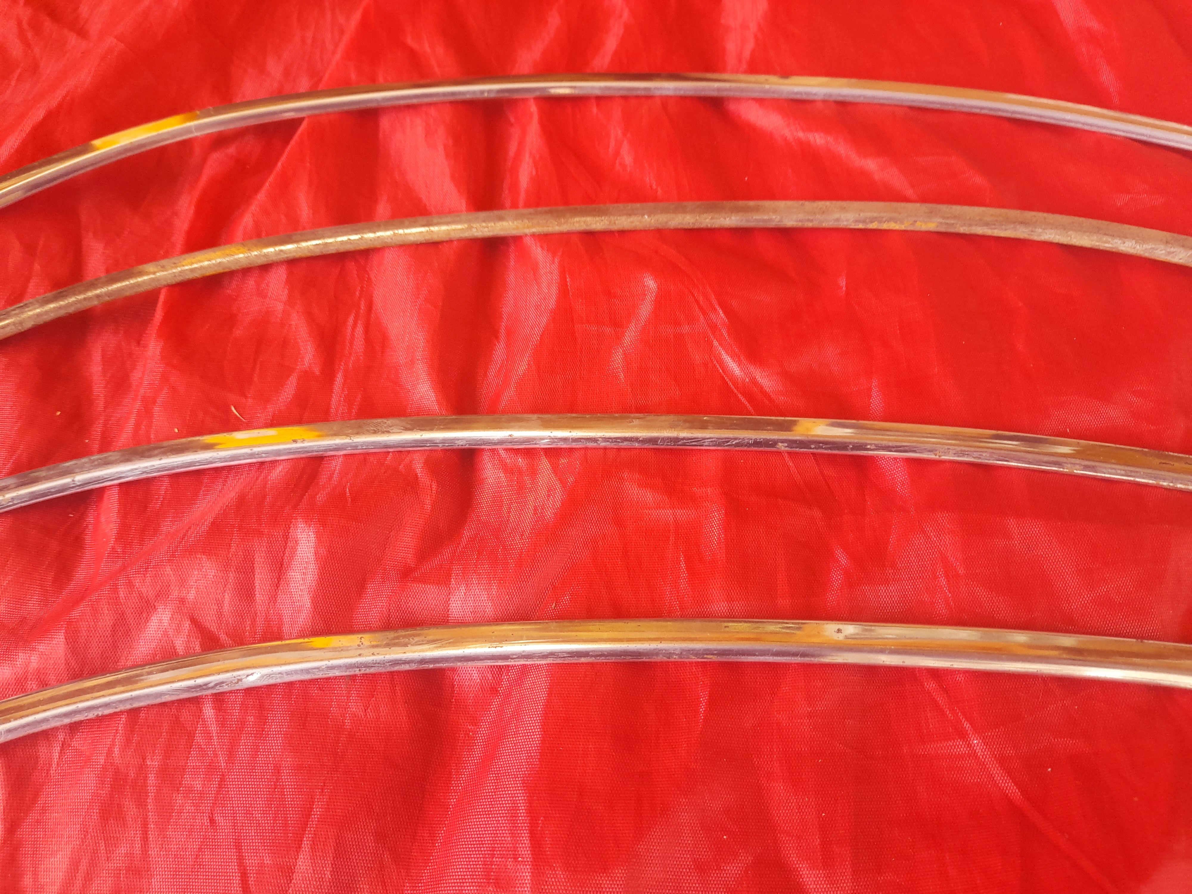 1x Satz Zierleisten Radlauf LADA 2103 2106 Chrom