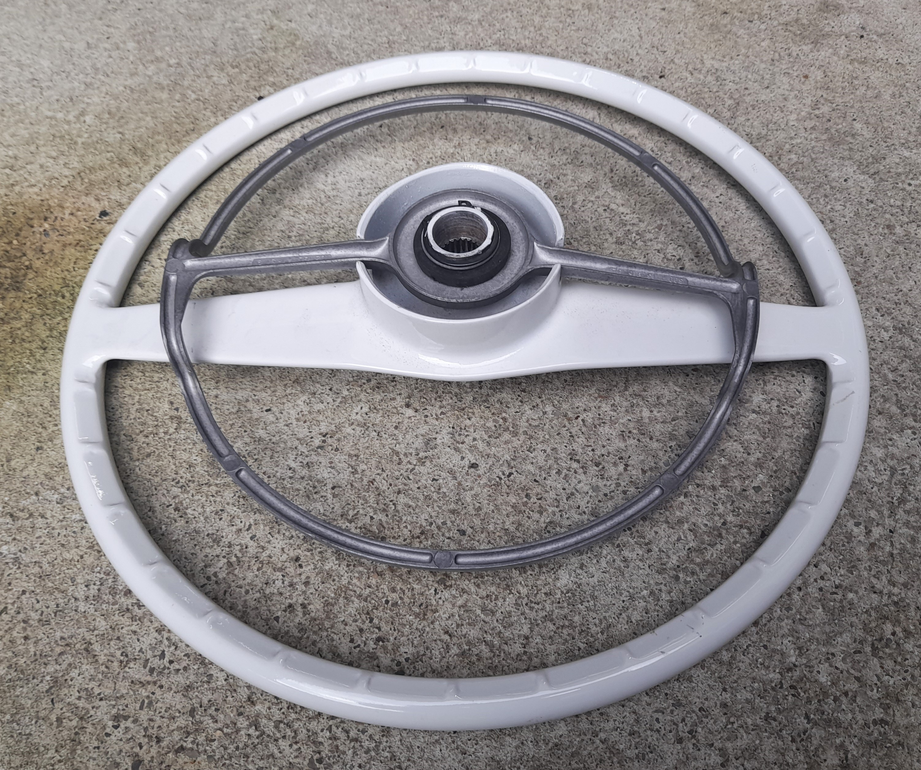 Lenkrad mit Hupenring Wartburg 311 IFA F9 Barkas B1000