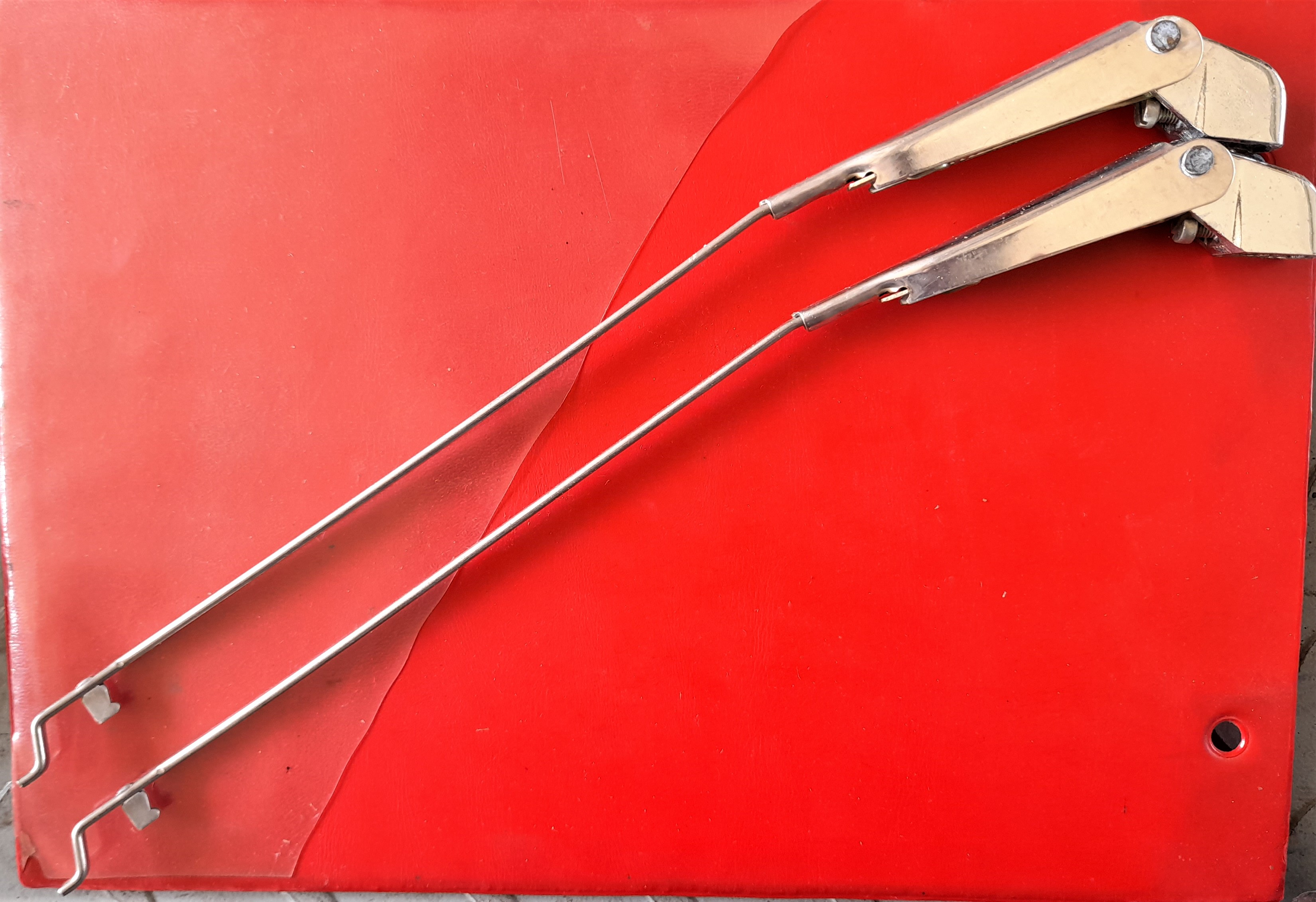 Wischerarme Scheibenwischerarme  Wartburg 353